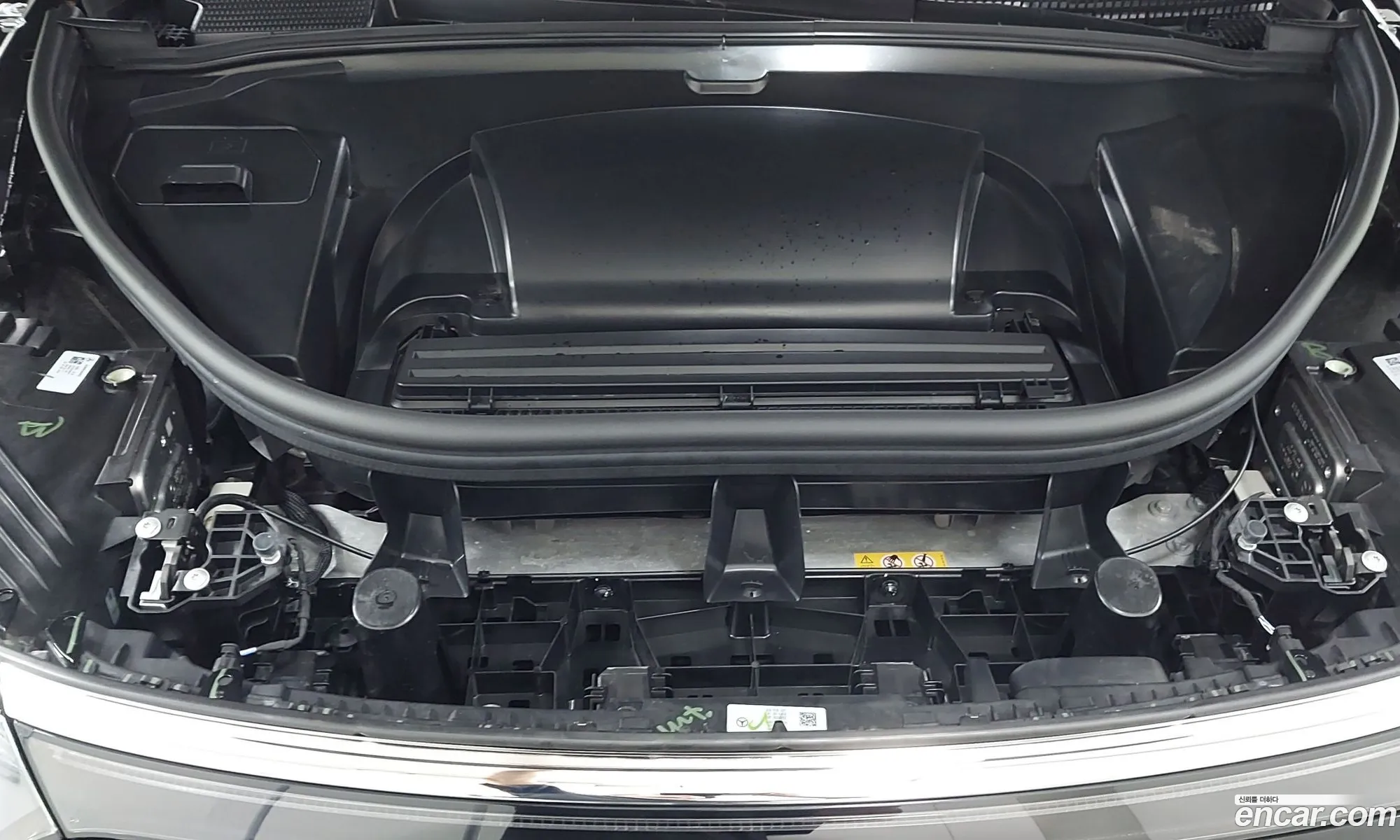 Mercedes-Benz EQS SUV X296 2023 — 15