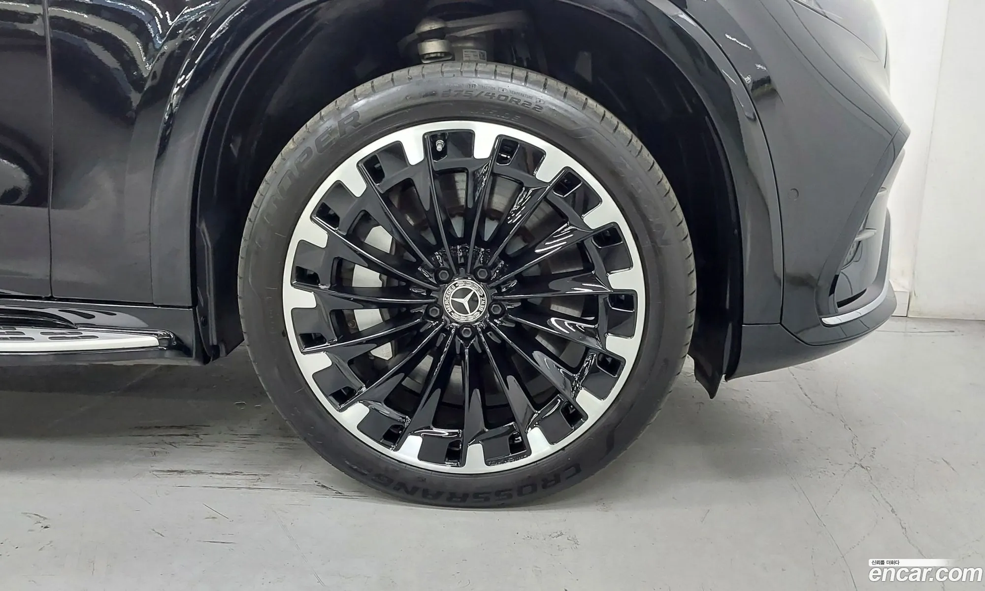 Mercedes-Benz EQS SUV X296 2023 — 4