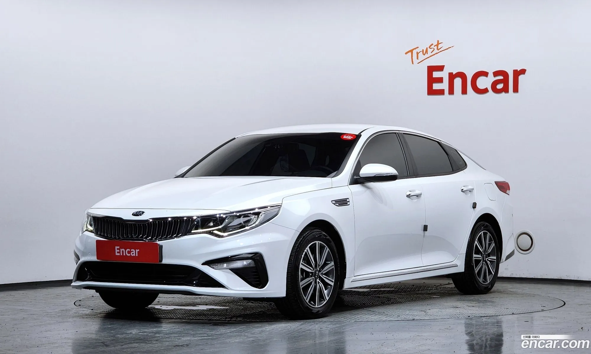 Kia K5 2019 KNAGT411BLA392872 — 2