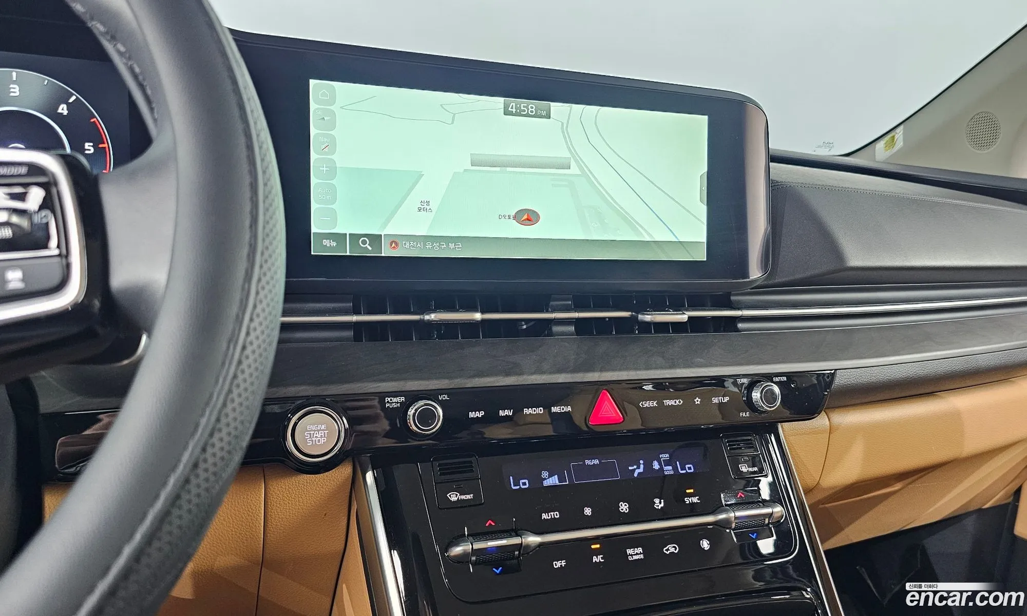 Kia Carnival 2023 — 12