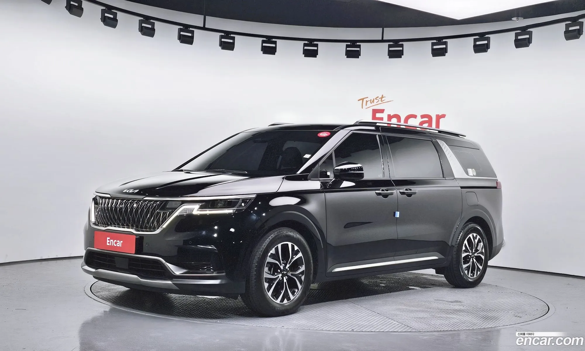 Kia Carnival 2023 — 19