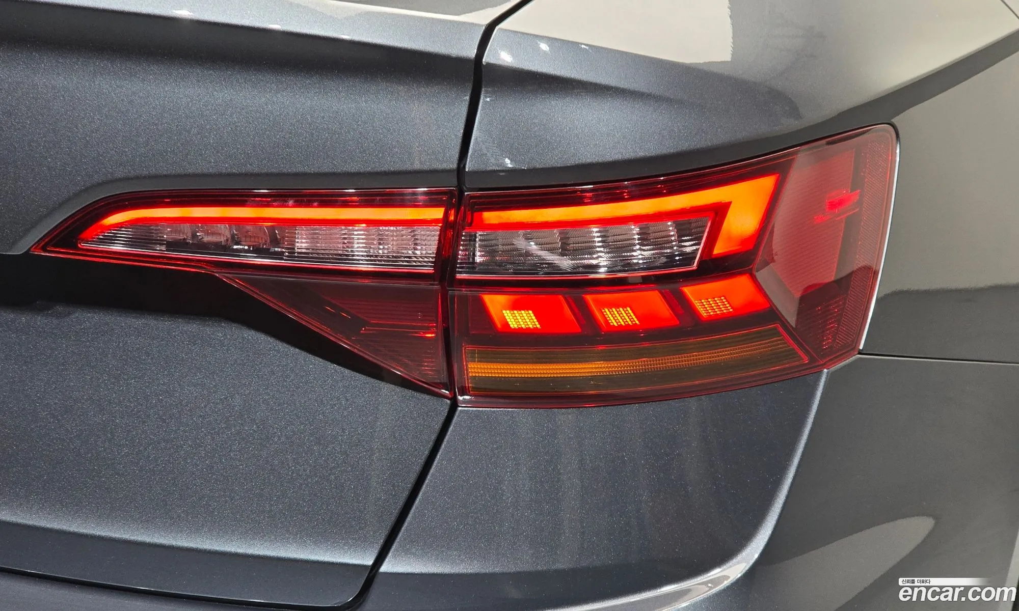 Volkswagen Jetta 7th Gen 2021 — 8