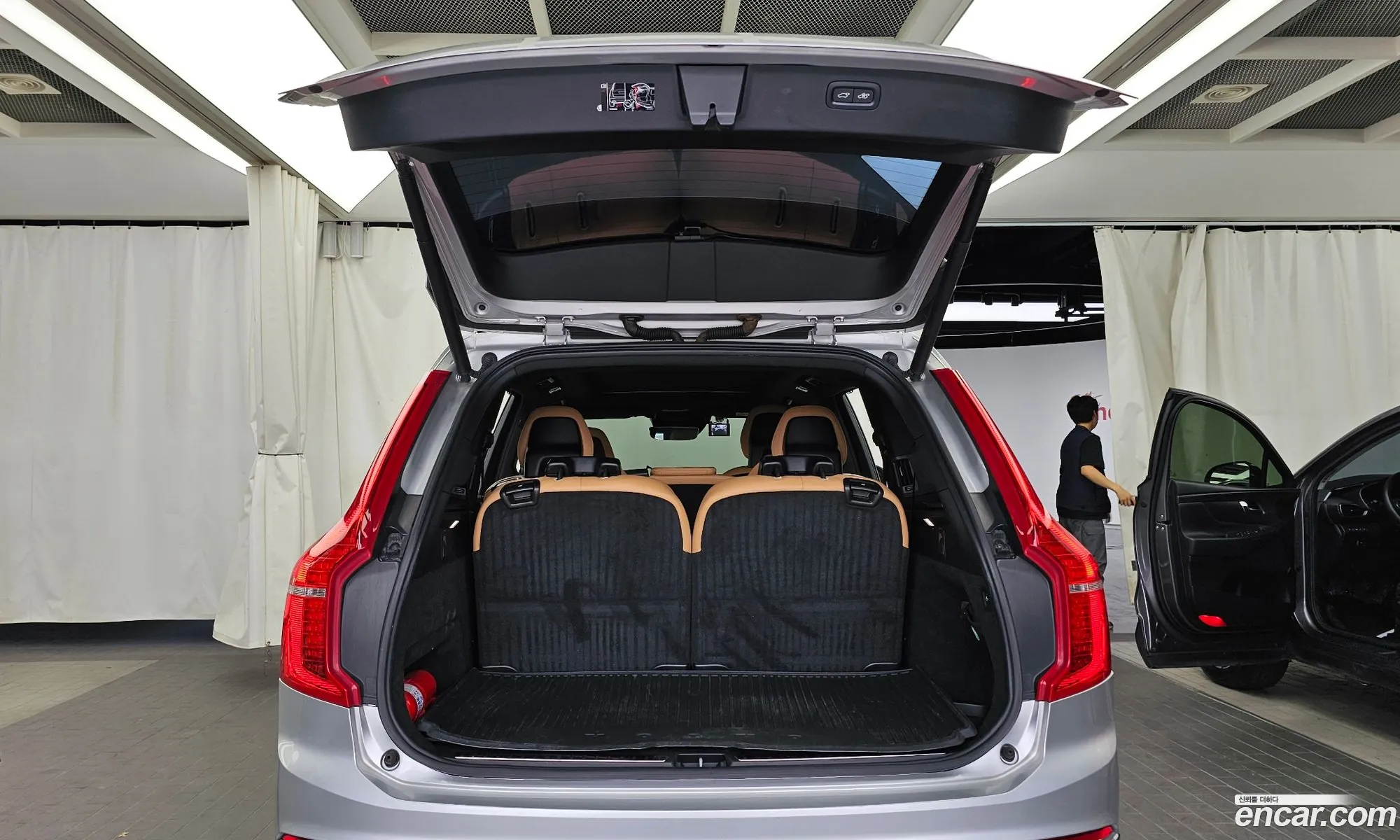 Volvo XC90 2020 YV1LF68TCL1554777 — 3