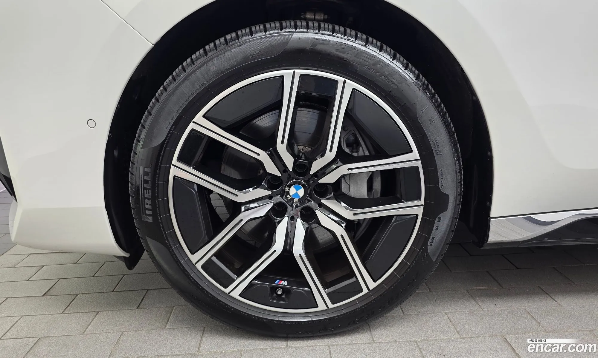 BMW 7 Series 2024 WBA31EH05RCR41562 — 22