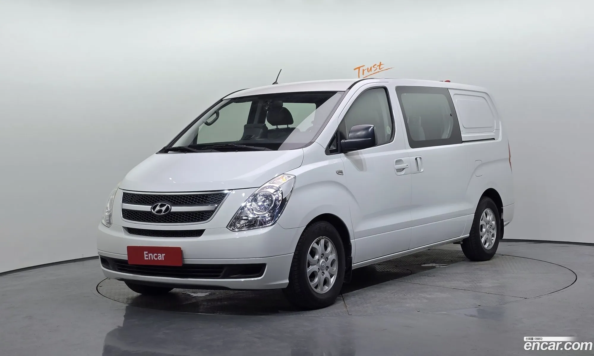 Hyundai Grand Starex 2011 — 3