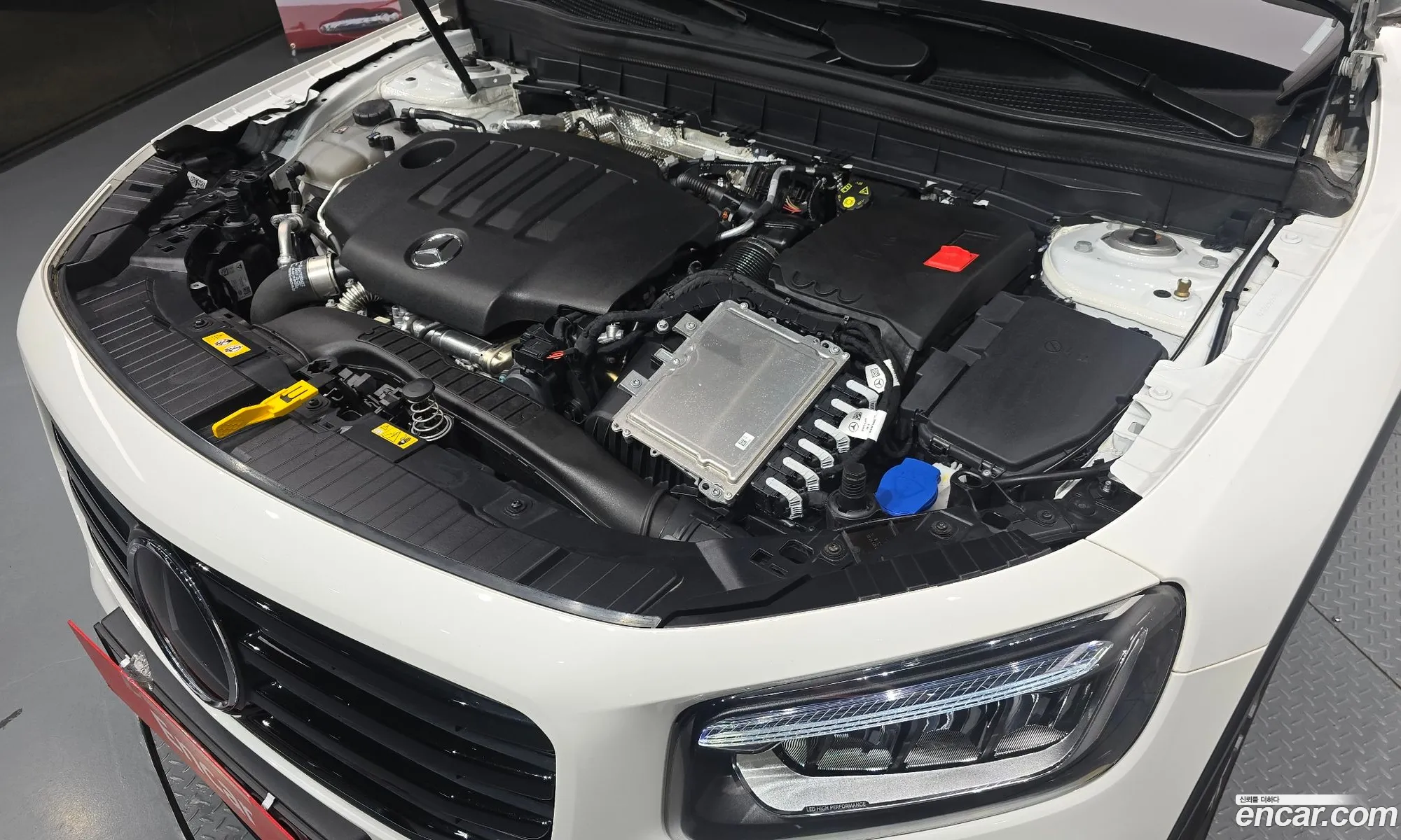 Mercedes-Benz GLB-Class X247 2024 — 32