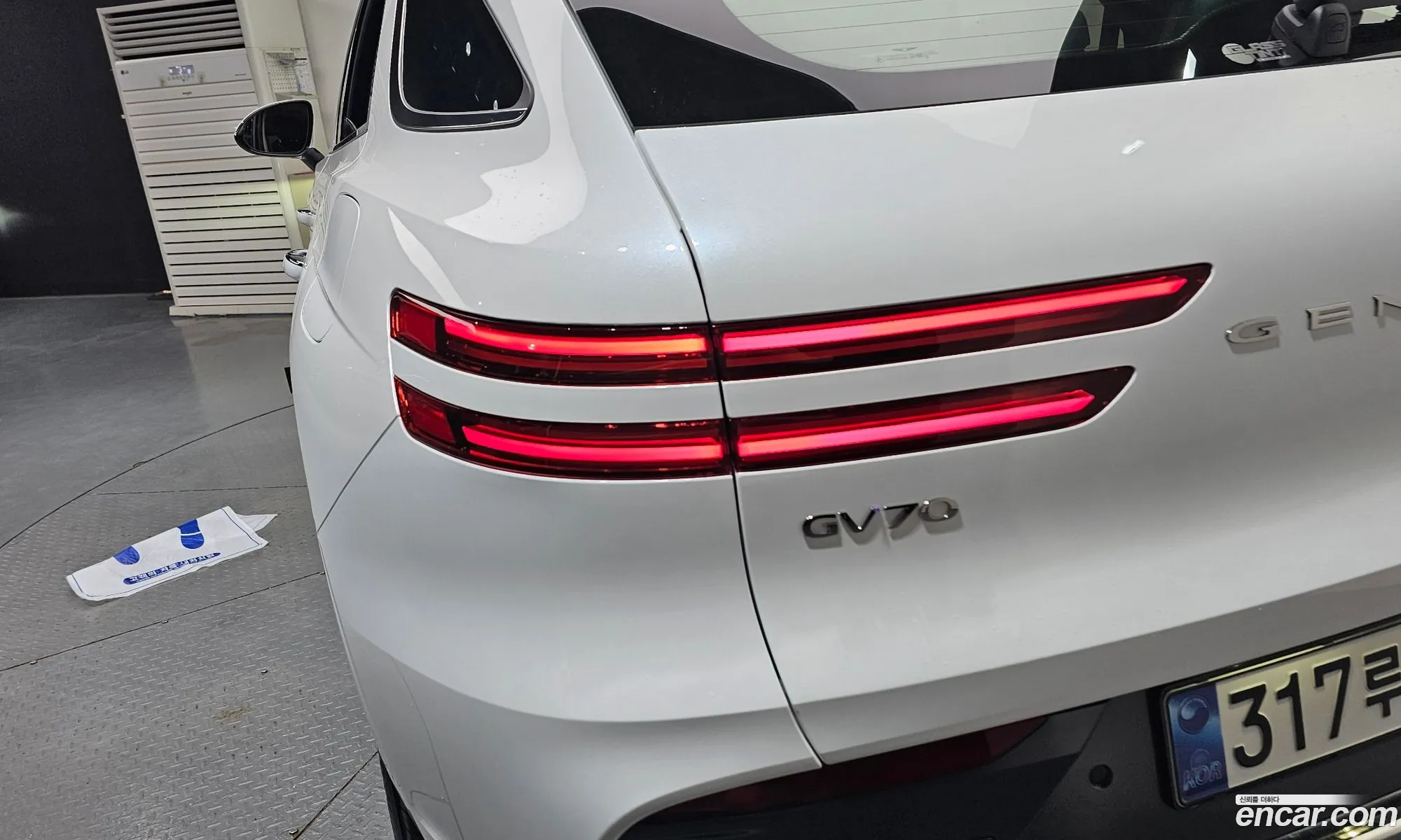 Genesis GV70 2025 — 27