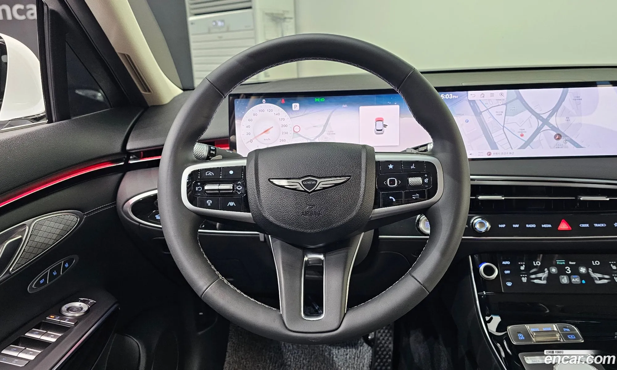 Genesis GV70 2025 — 7