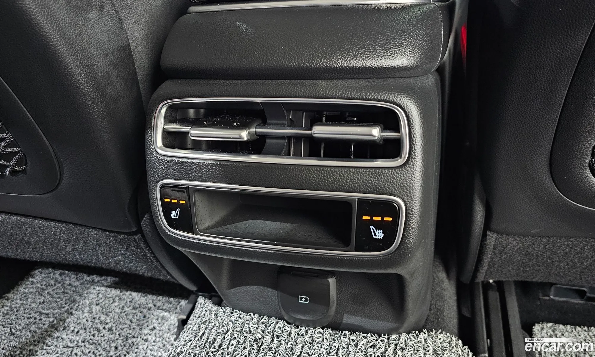 Genesis GV70 2025 — 6