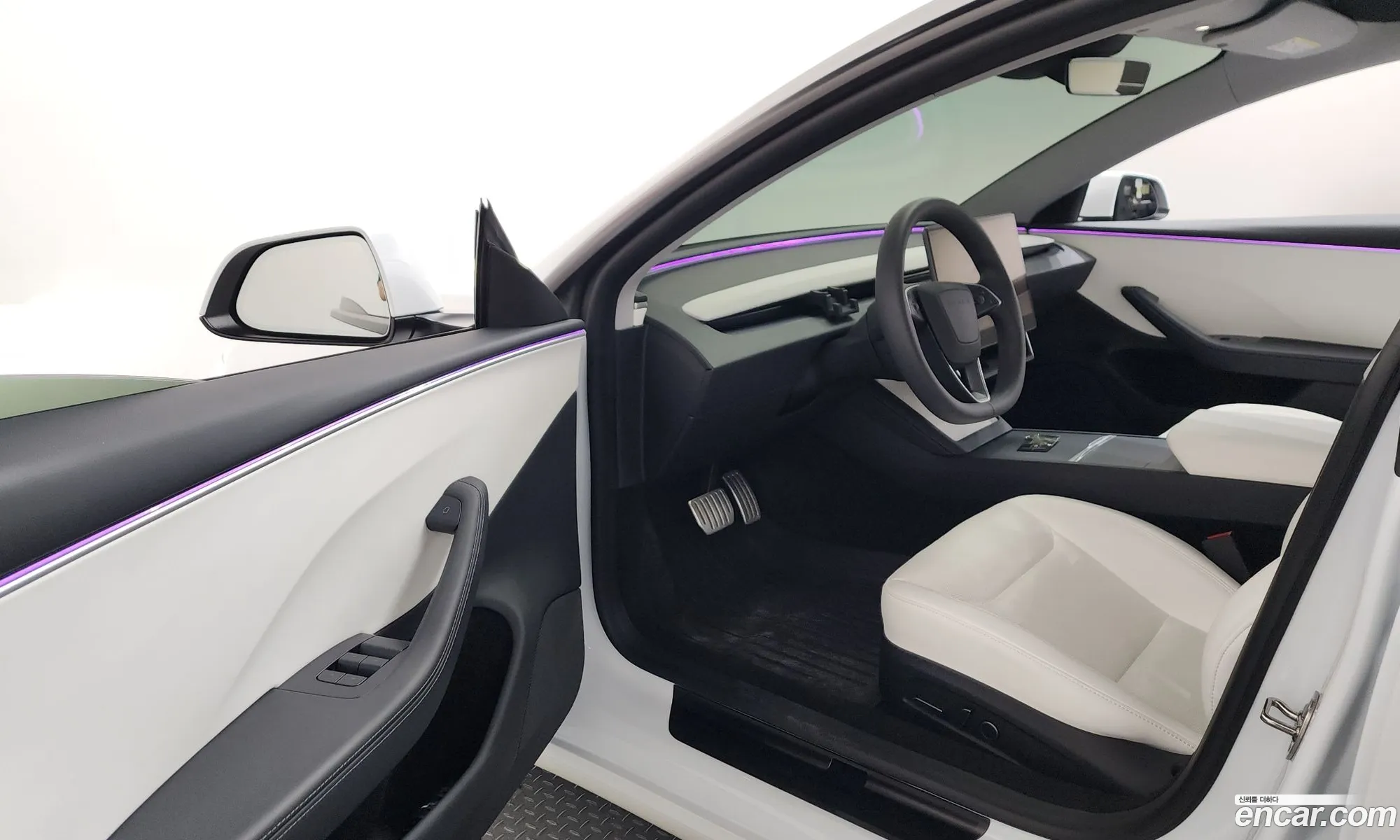 Tesla Model 3 2024 — 25