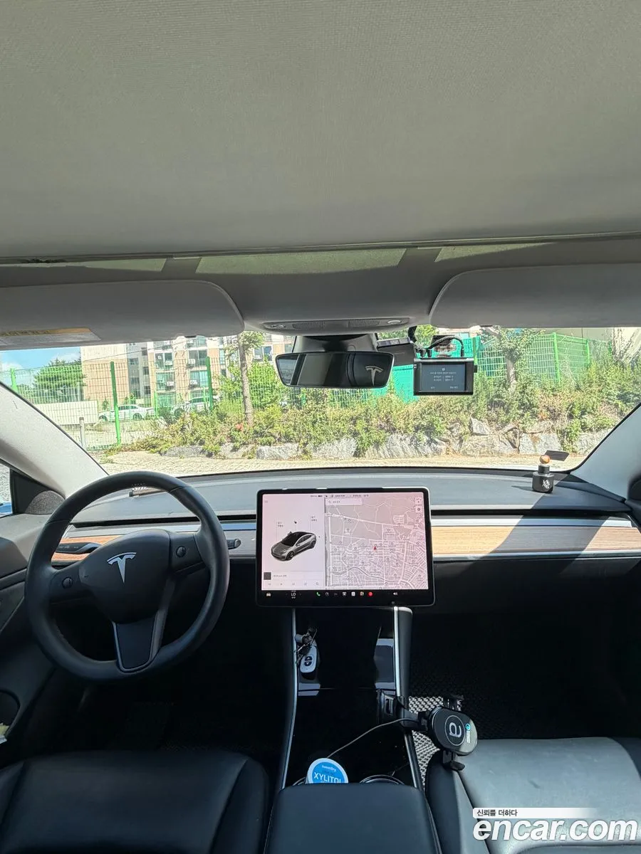 Tesla Model 3 2020 — 3