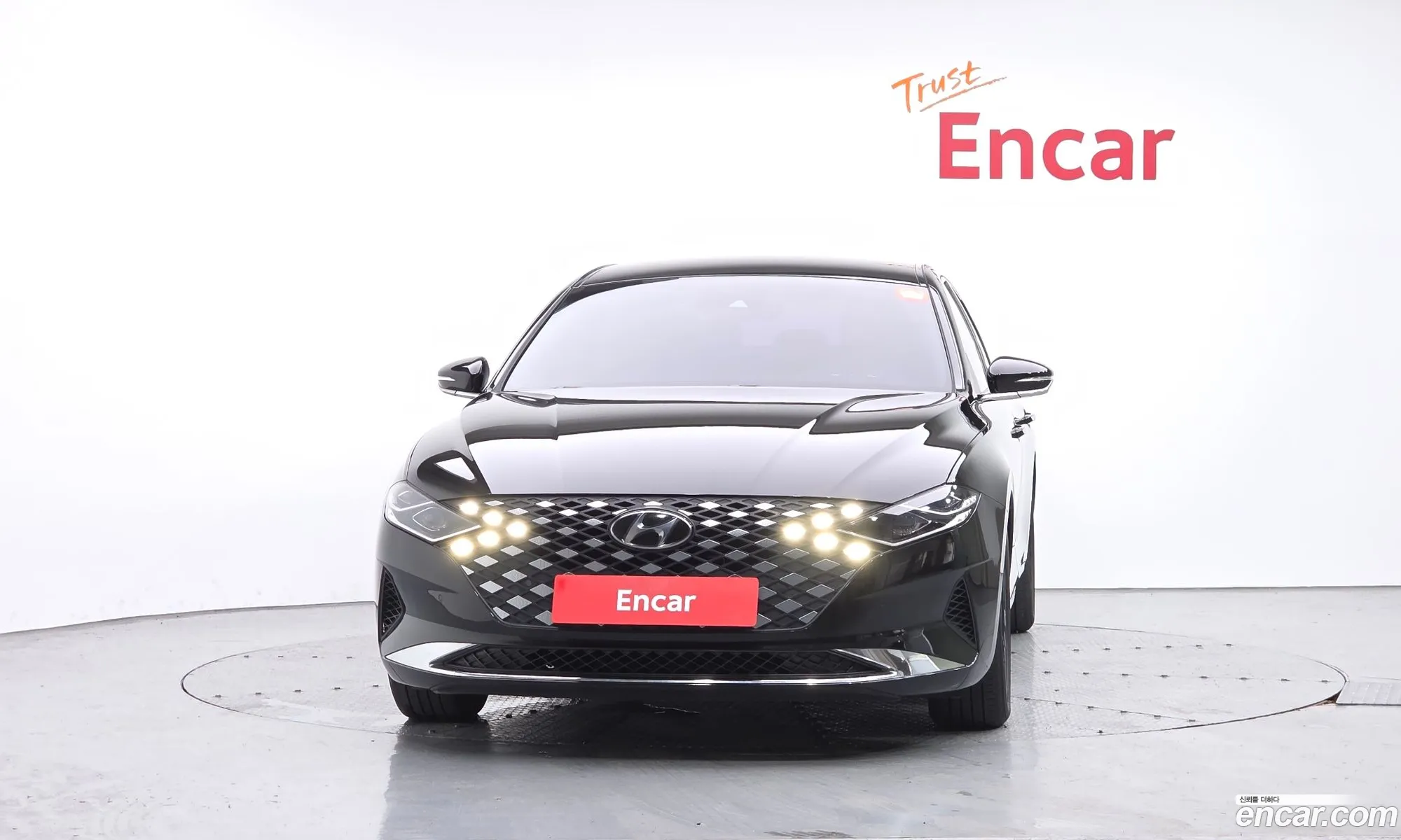Hyundai Grandeur IG 2020 KMHF141DBMA409439 — 3