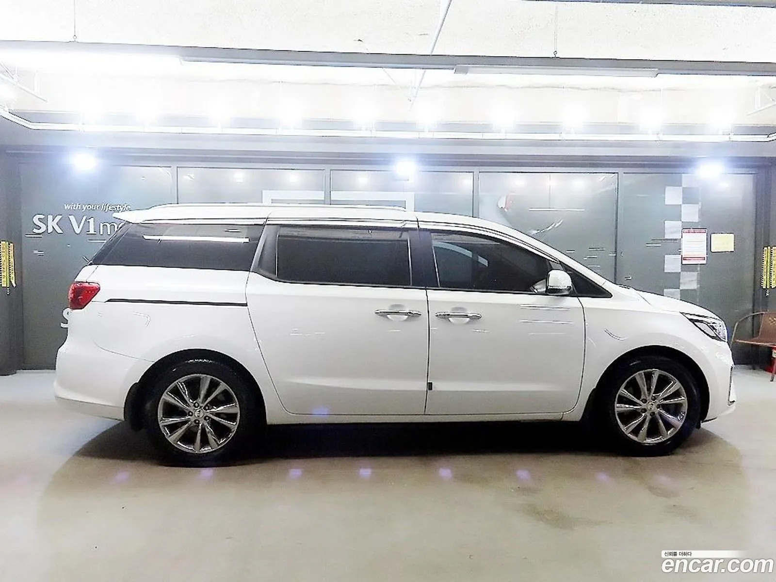 Kia Carnival 2018 — 2