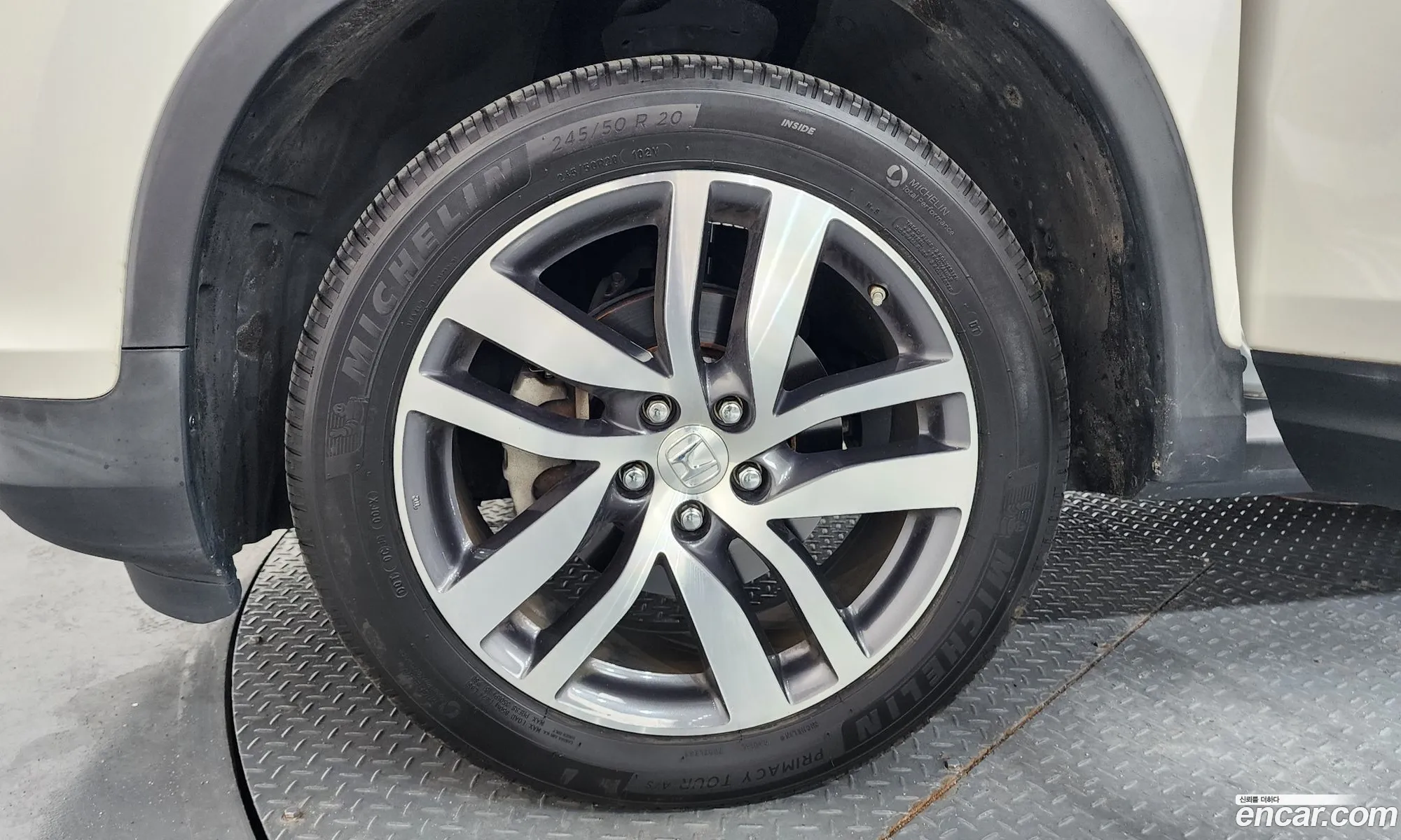 Honda Pilot 2017 5FNYF6850HB201088 — 6