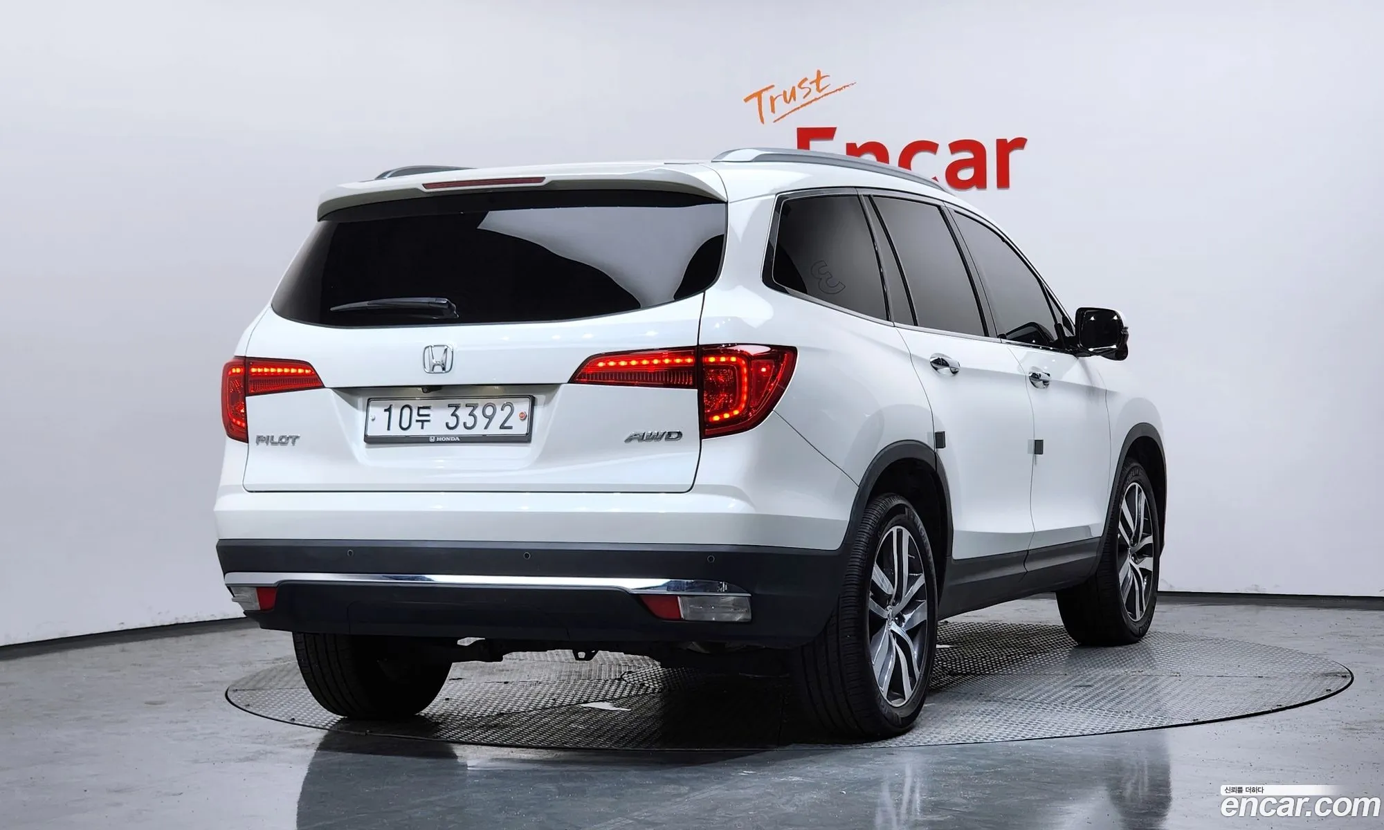 Honda Pilot 2017 5FNYF6850HB201088 — 34