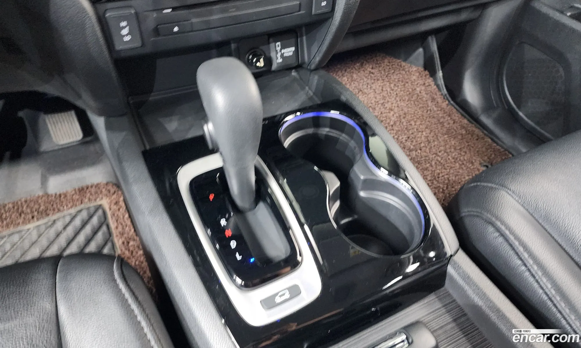Honda Pilot 2017 5FNYF6850HB201088 — 4