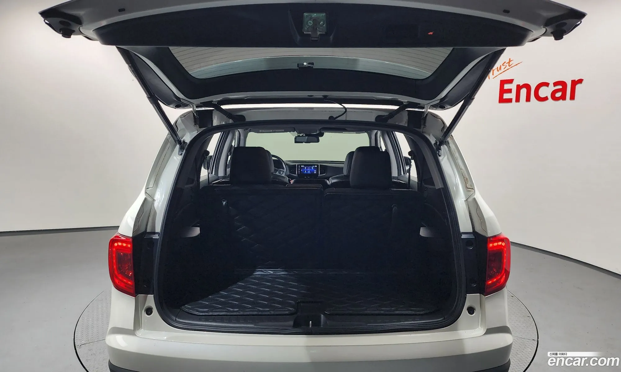 Honda Pilot 2017 5FNYF6850HB201088 — 10