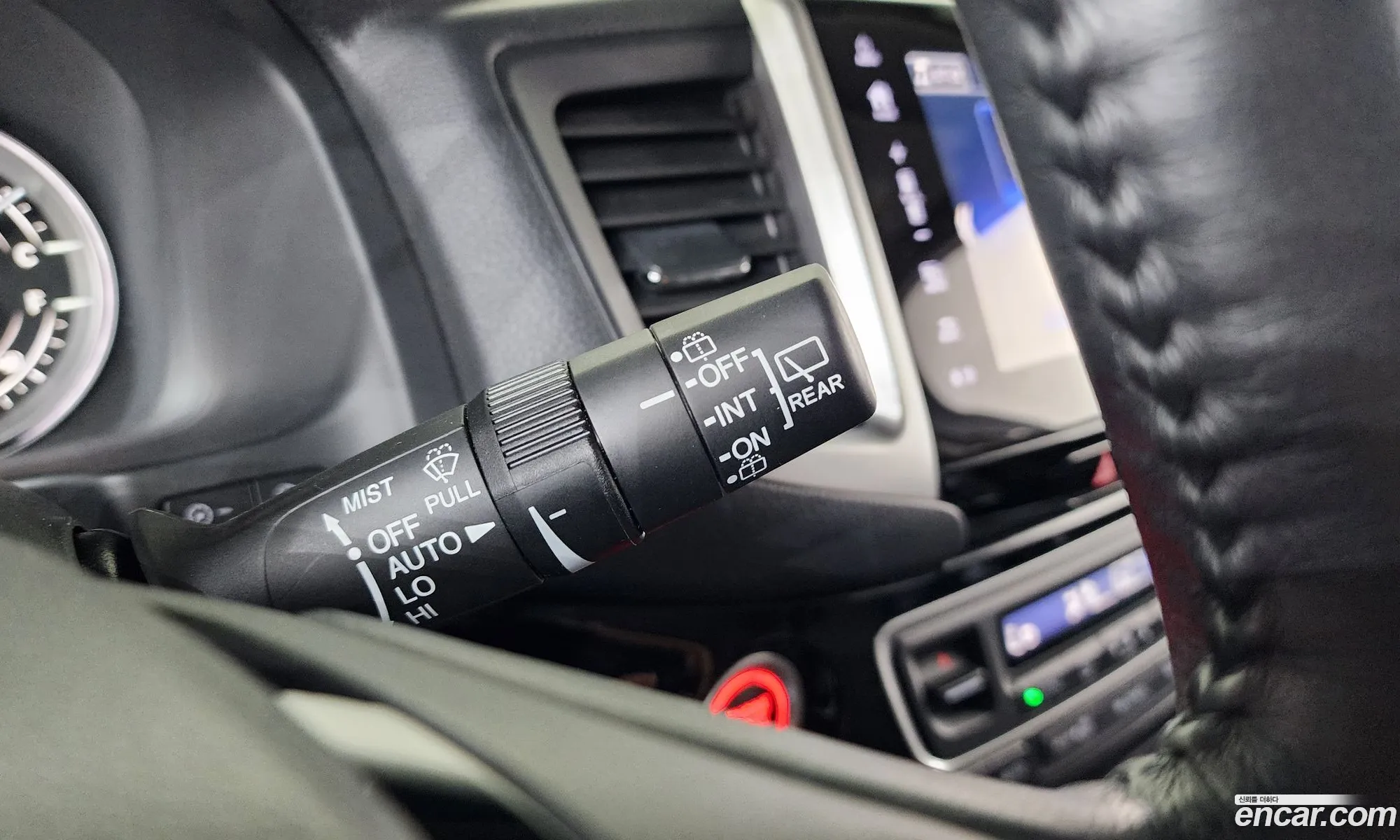 Honda Pilot 2017 5FNYF6850HB201088 — 26