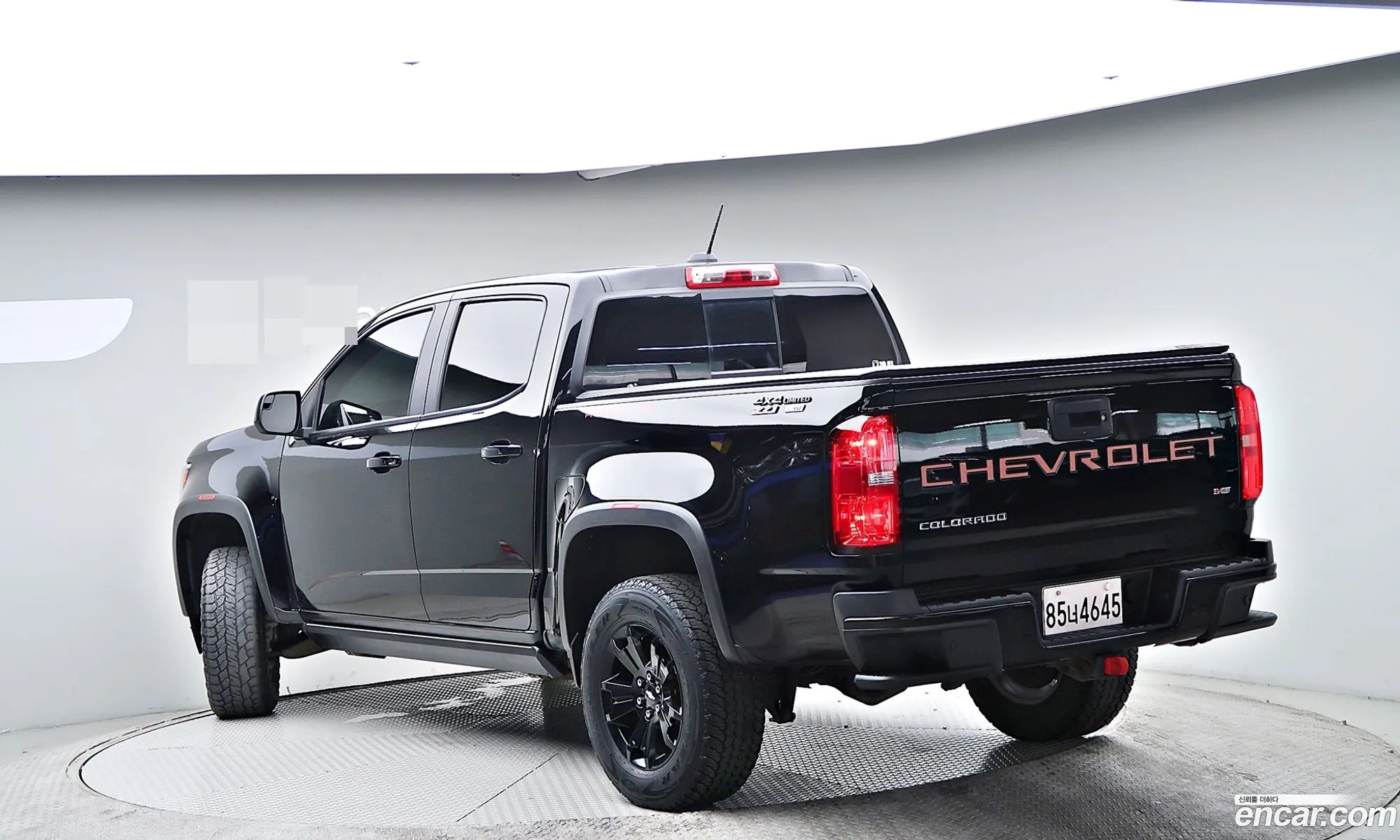 Chevrolet (GM Daewoo) Real New Colorado