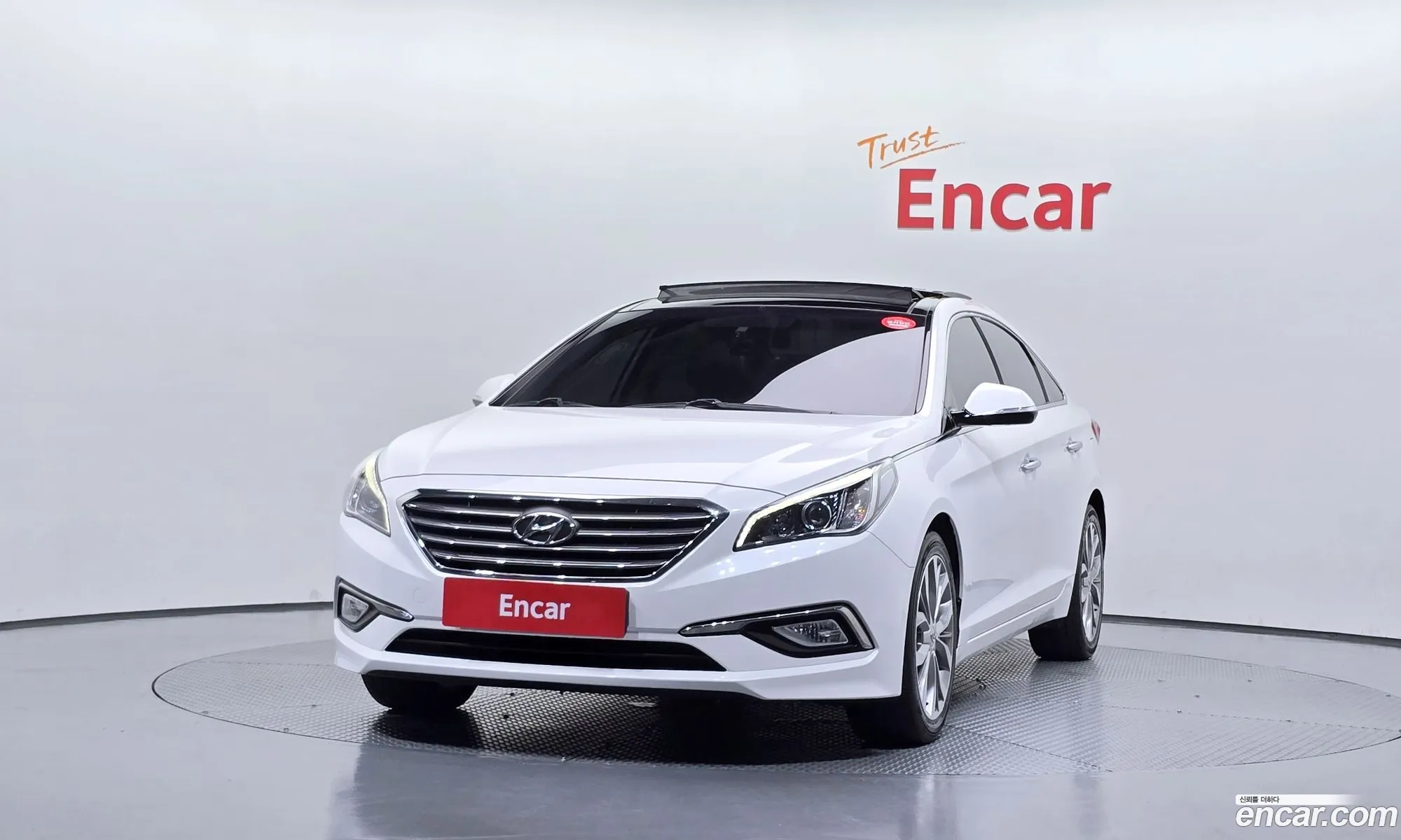 Hyundai LF Sonata 2016 KMHE341CBGA226736 — 10