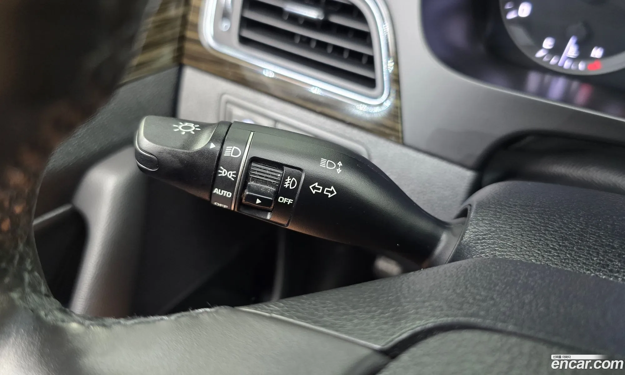 Hyundai LF Sonata 2016 KMHE341CBGA226736 — 9