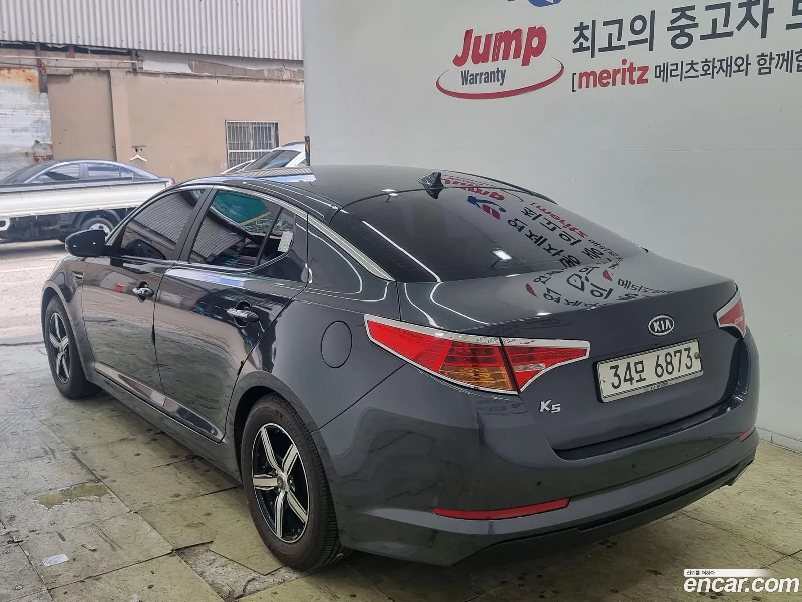 Kia K5 2011 — 2