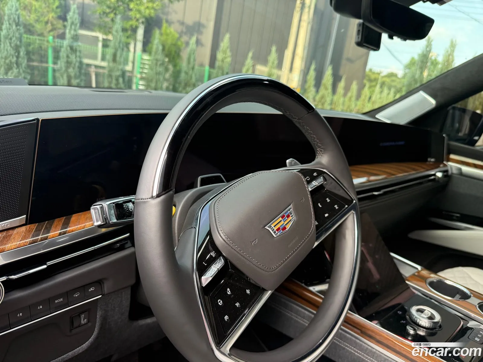Cadillac Escalade 2025 — 4