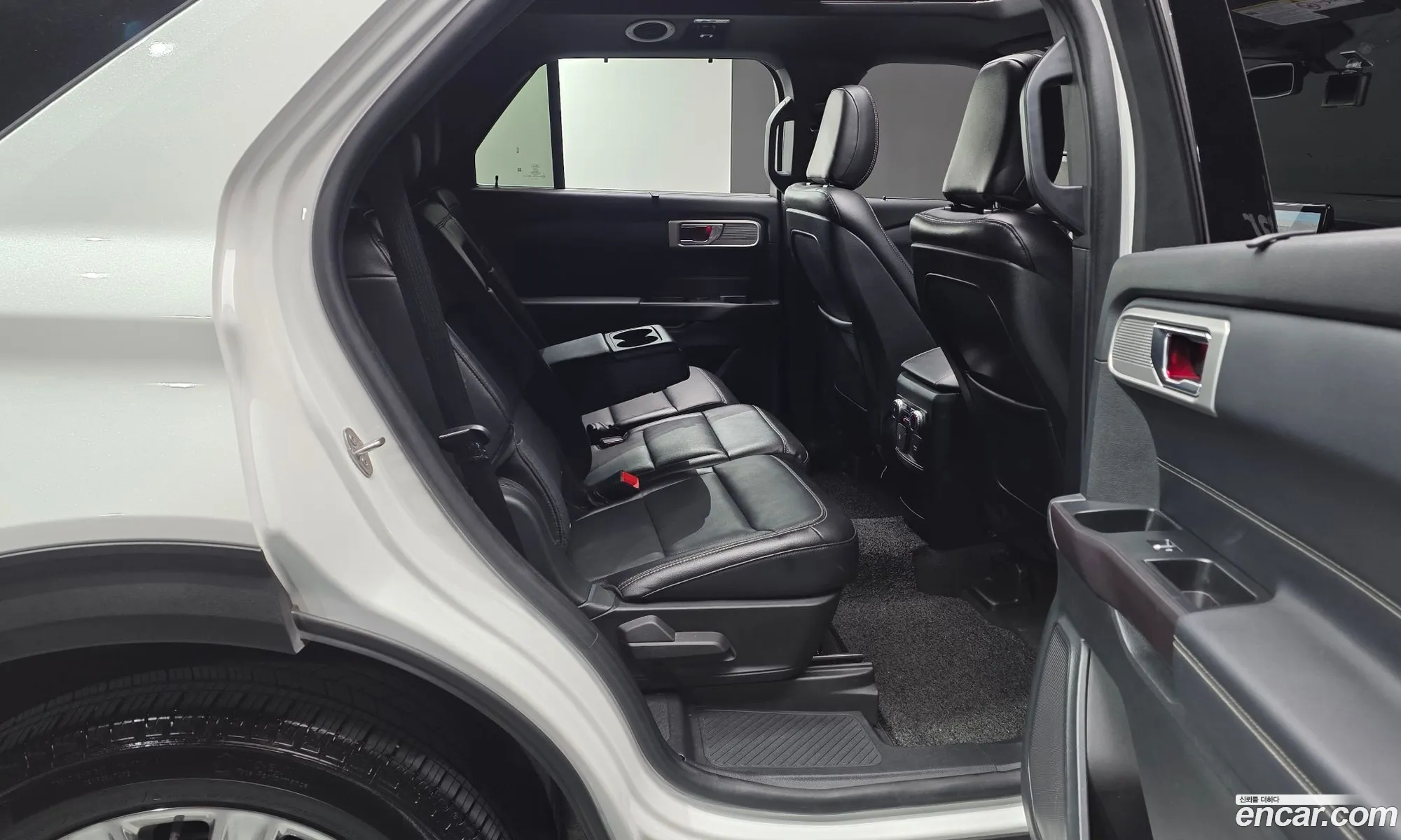 Ford Explorer 6th Gen 2020 1FMSK8FH9LGB13497 — 25