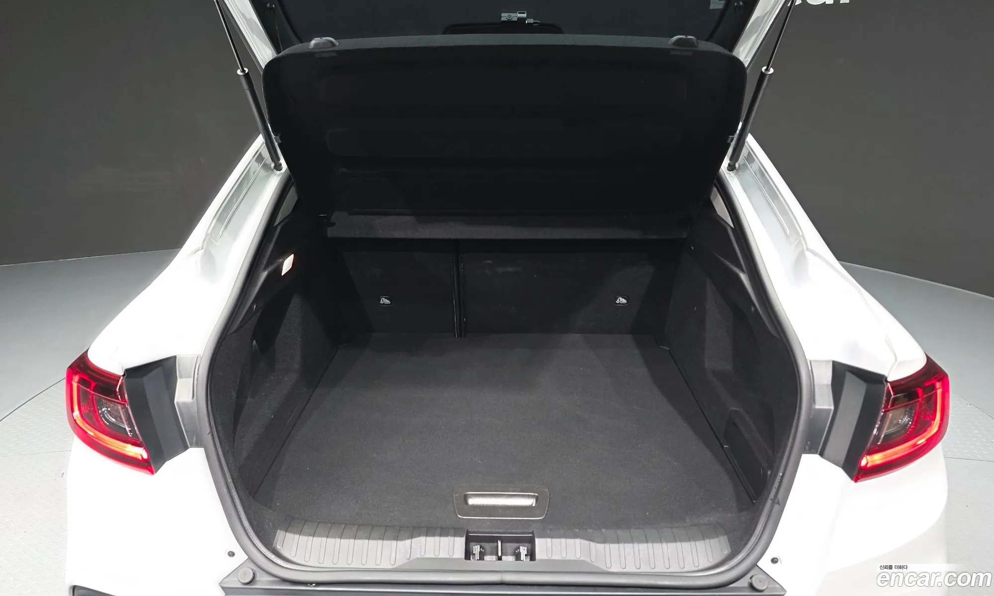 Renault Korea (Samsung) XM3 2023 — 13
