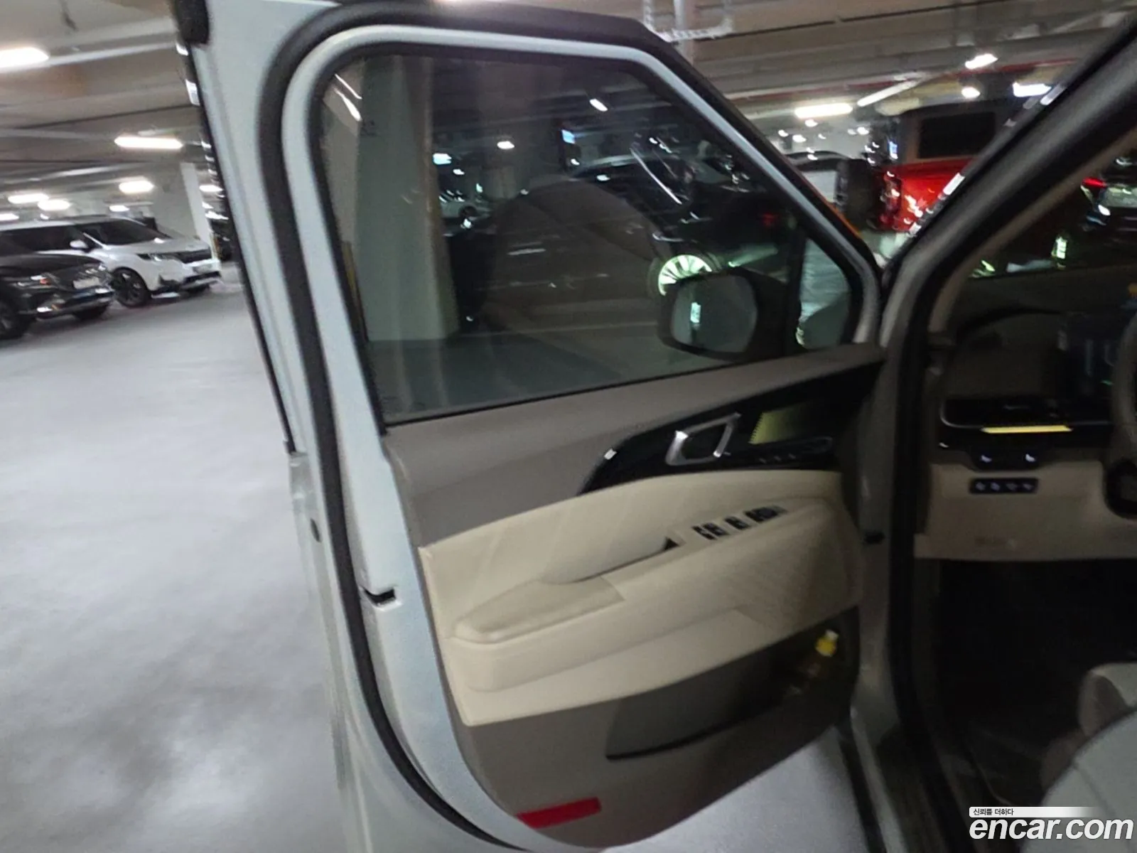 Kia Carnival 2024 — 4