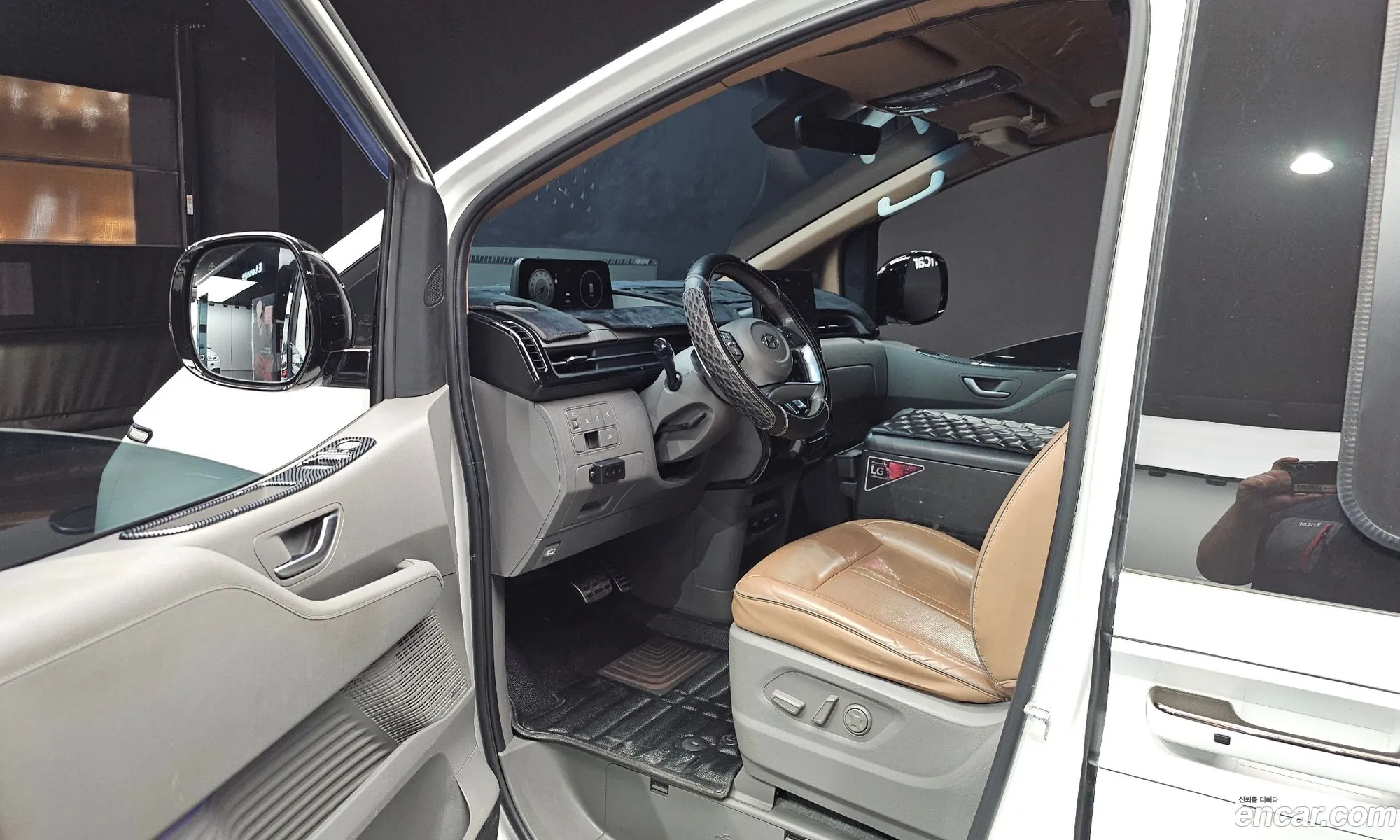 Hyundai Staria 2022 — 12