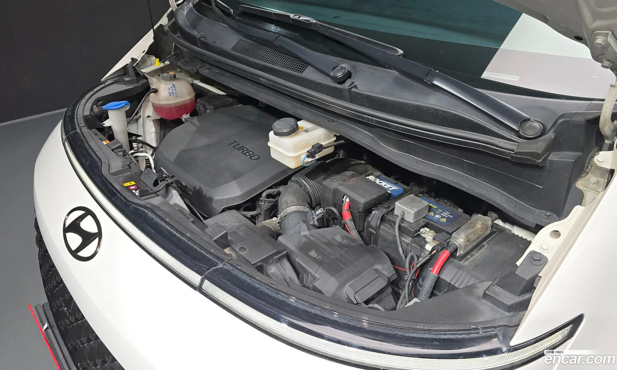 Hyundai Staria 2022 — 2