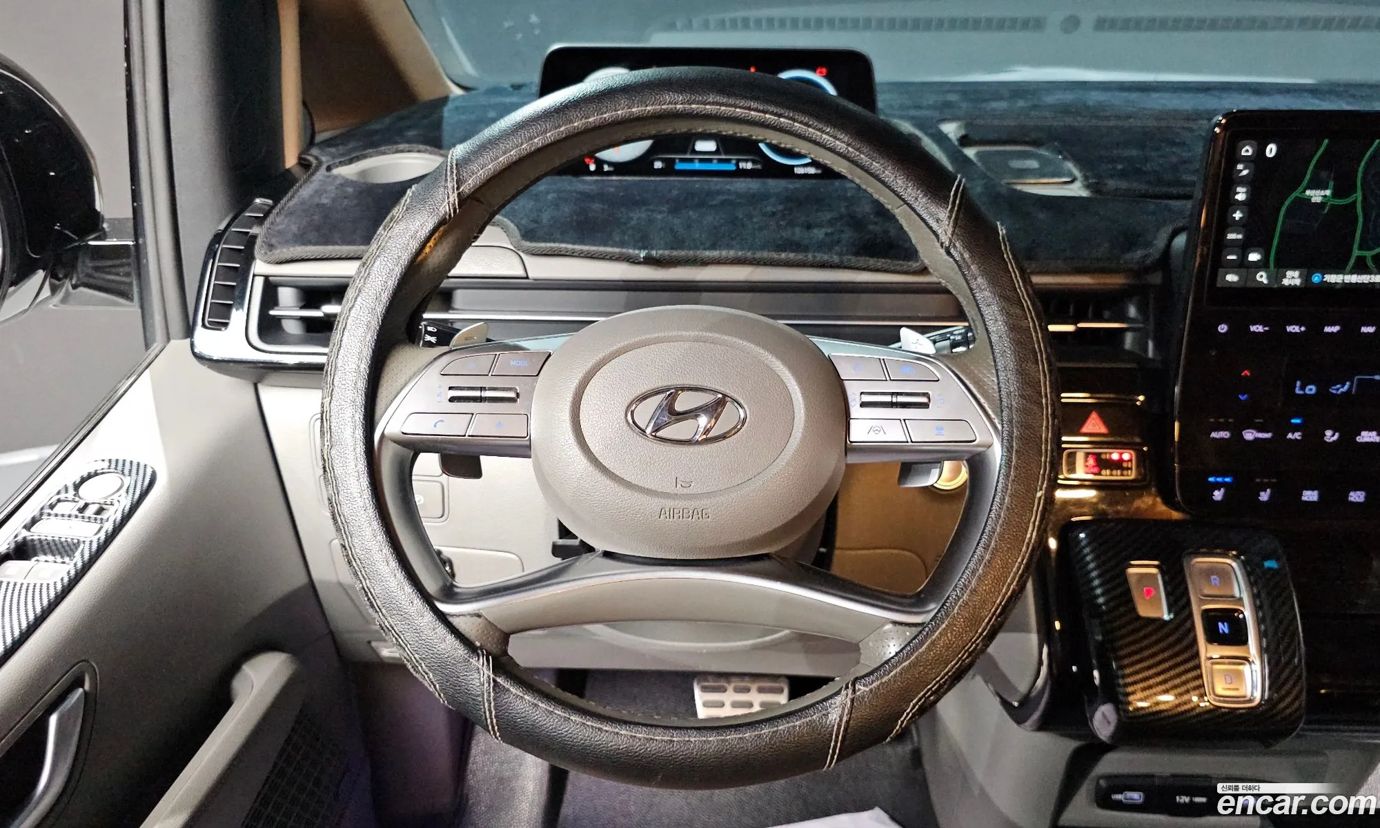 Hyundai Staria 2022 — 19