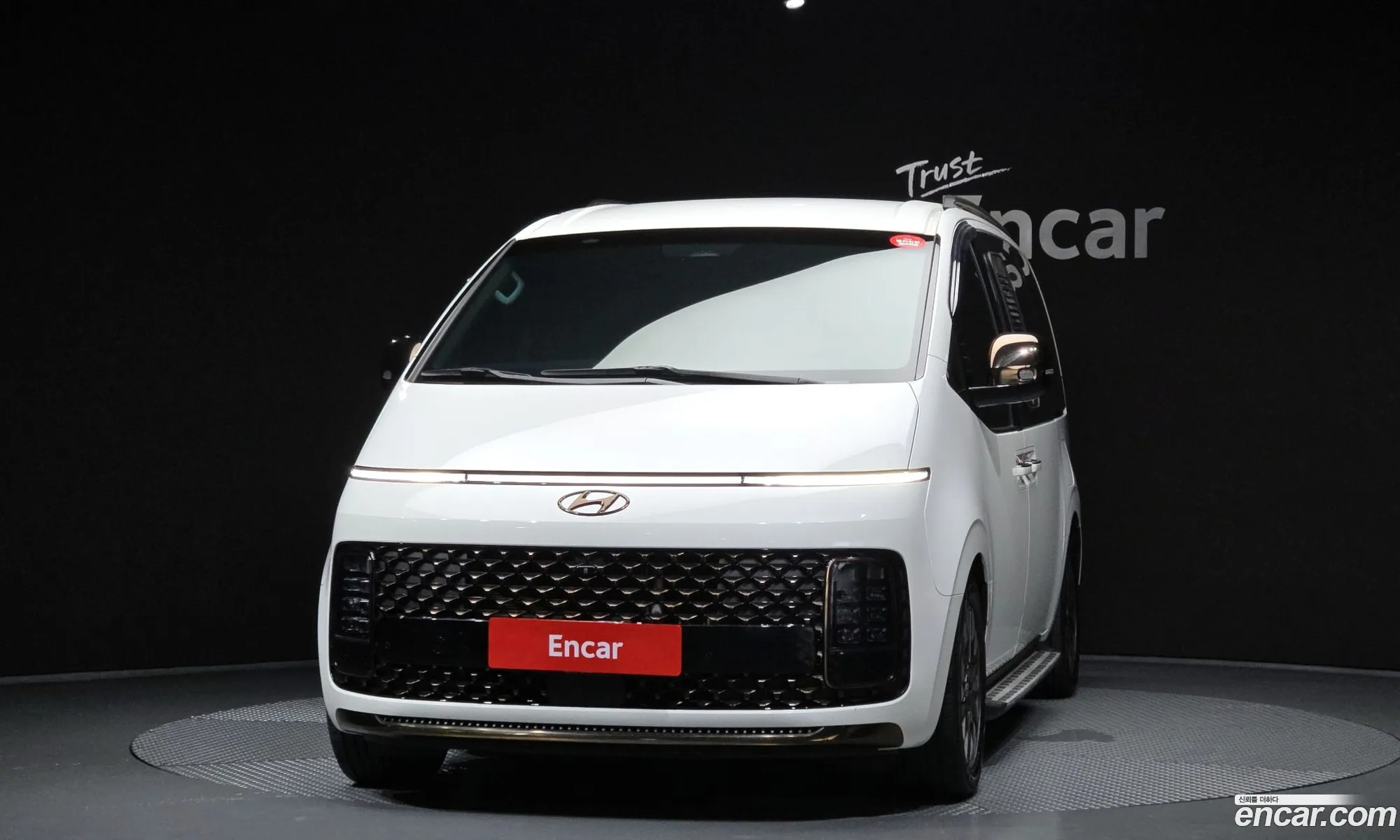Hyundai Staria 2022 — 11
