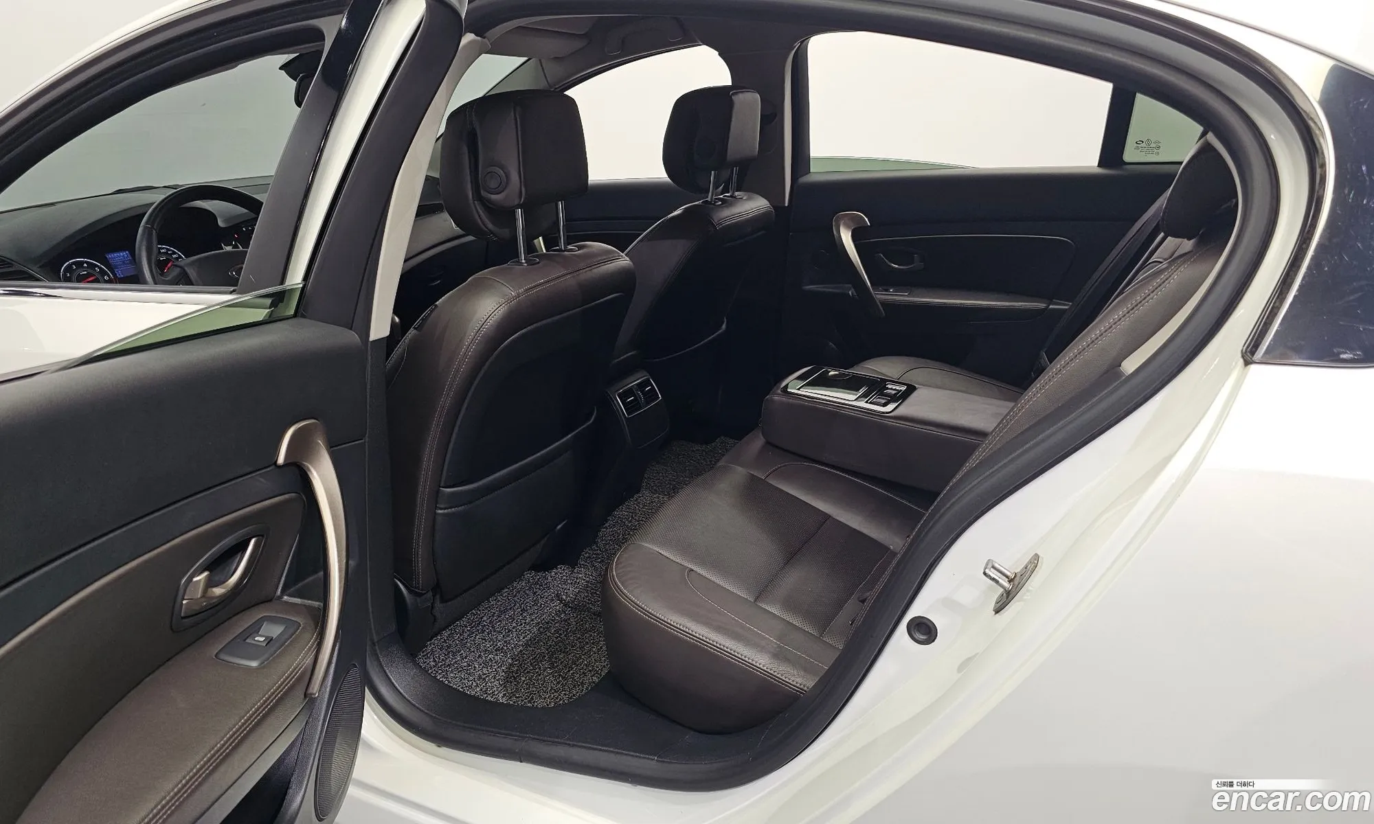 Renault Korea (Samsung) SM5 Nova 2015 — 13