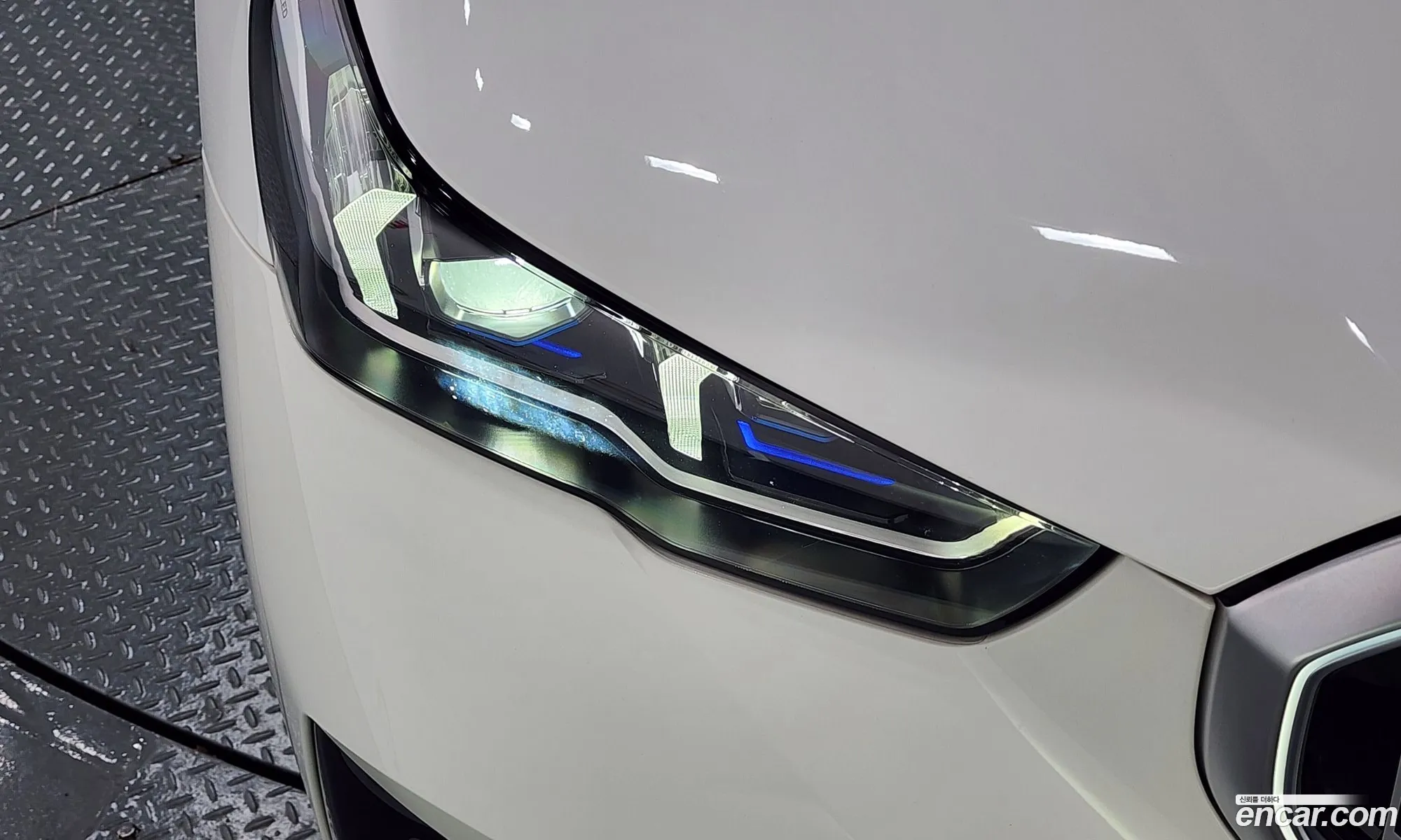 BMW 5 Series 2024 — 32