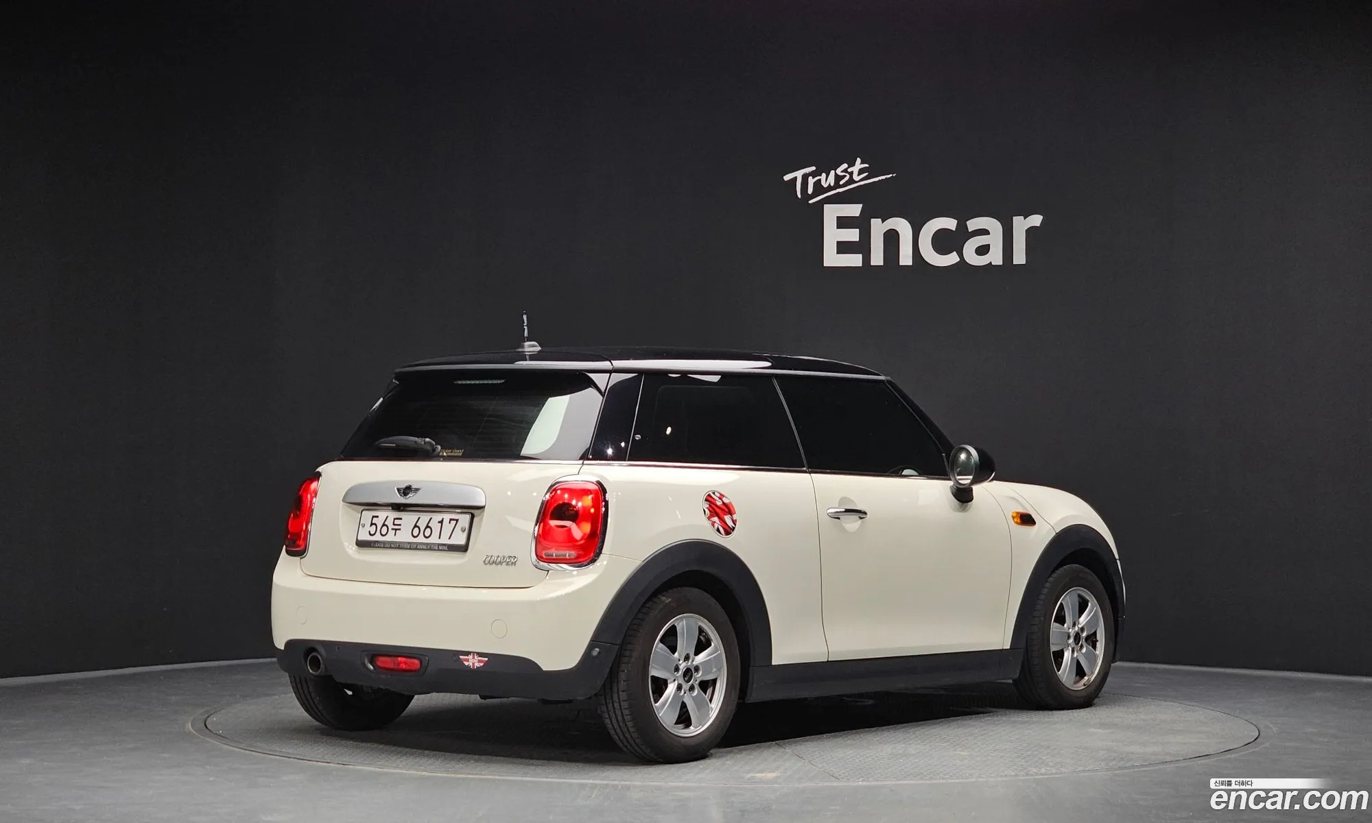 Mini Cooper 2015 — 14