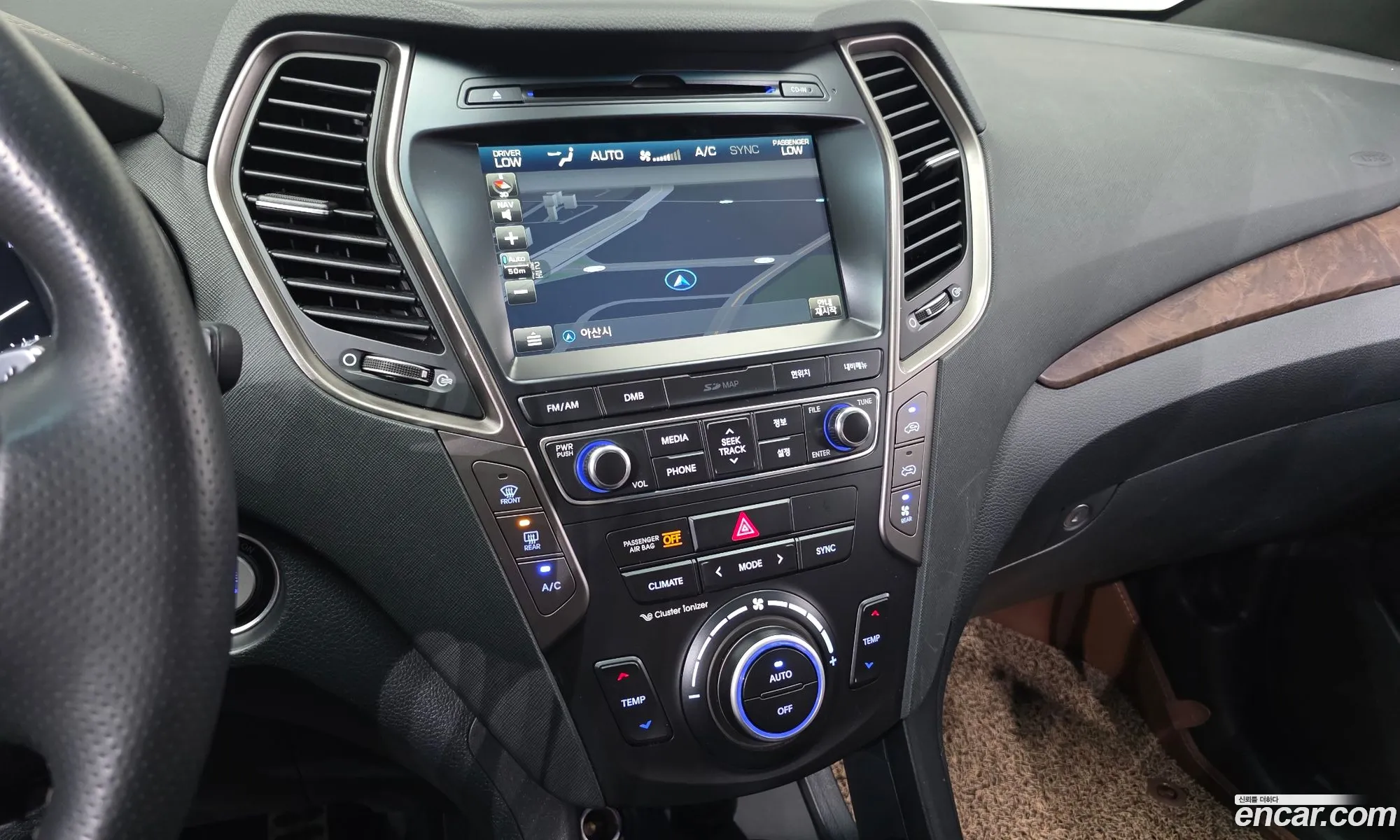 Hyundai Maxcruz 2017 KMHSR81FBJU272787 — 5