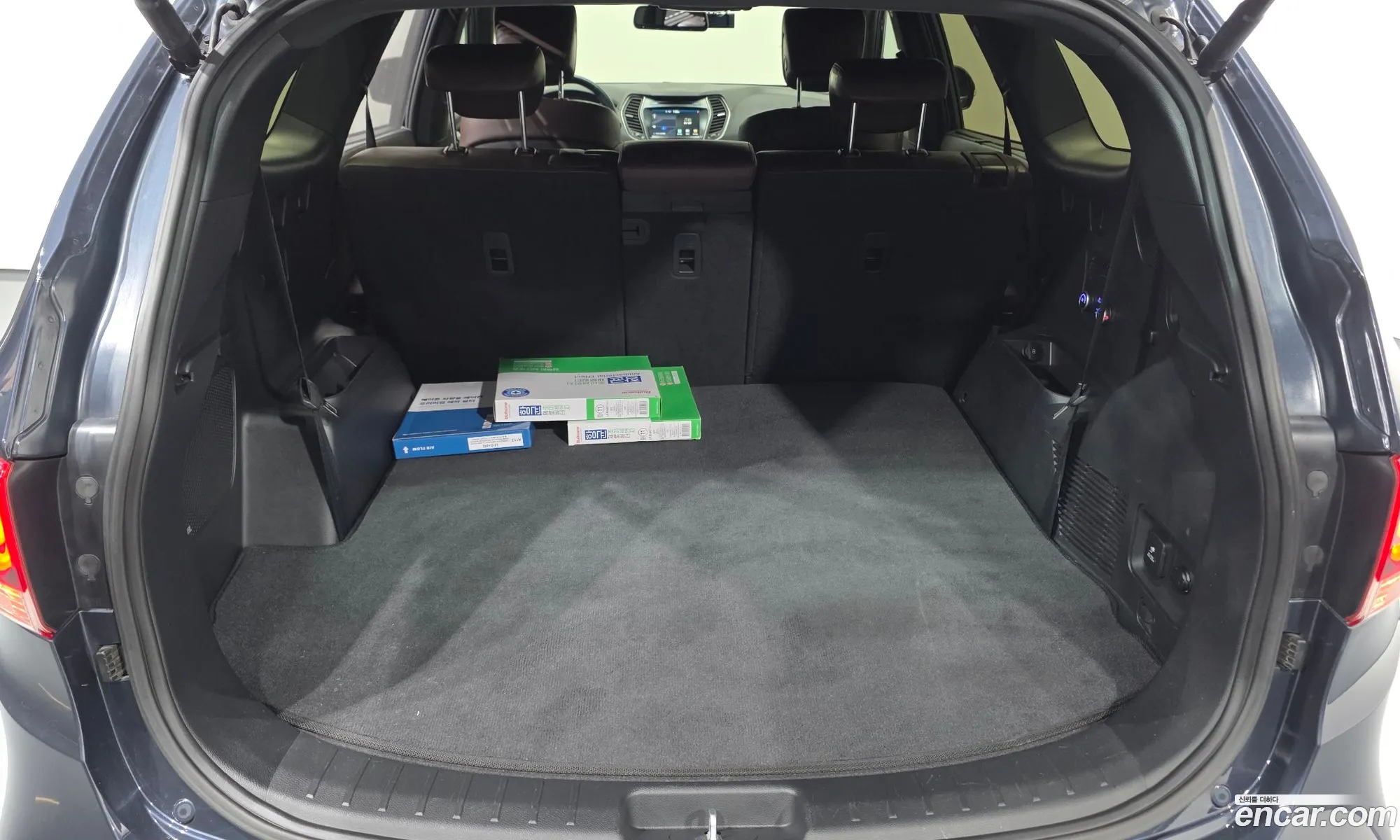 Hyundai Maxcruz 2017 KMHSR81FBJU272787 — 28