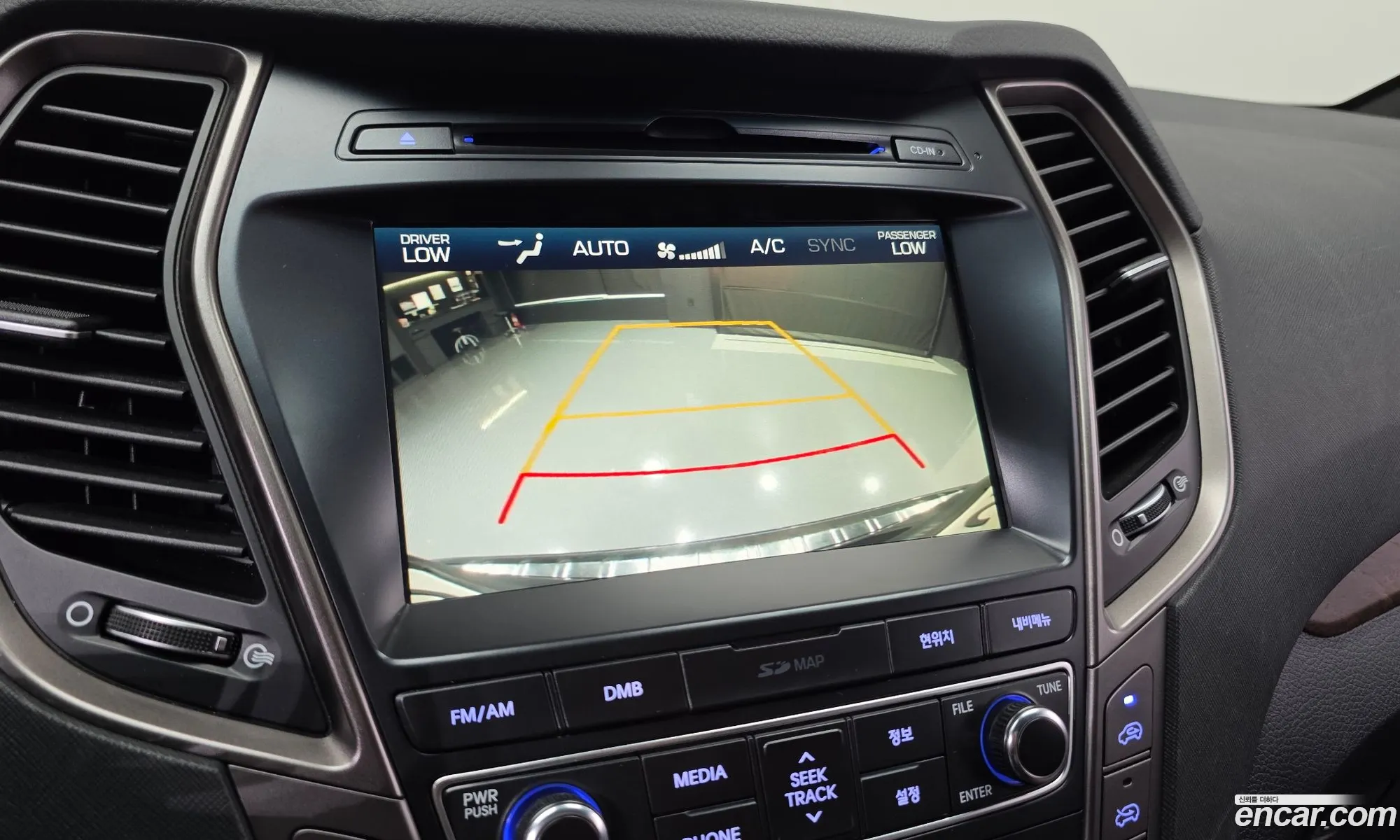 Hyundai Maxcruz 2017 KMHSR81FBJU272787 — 8