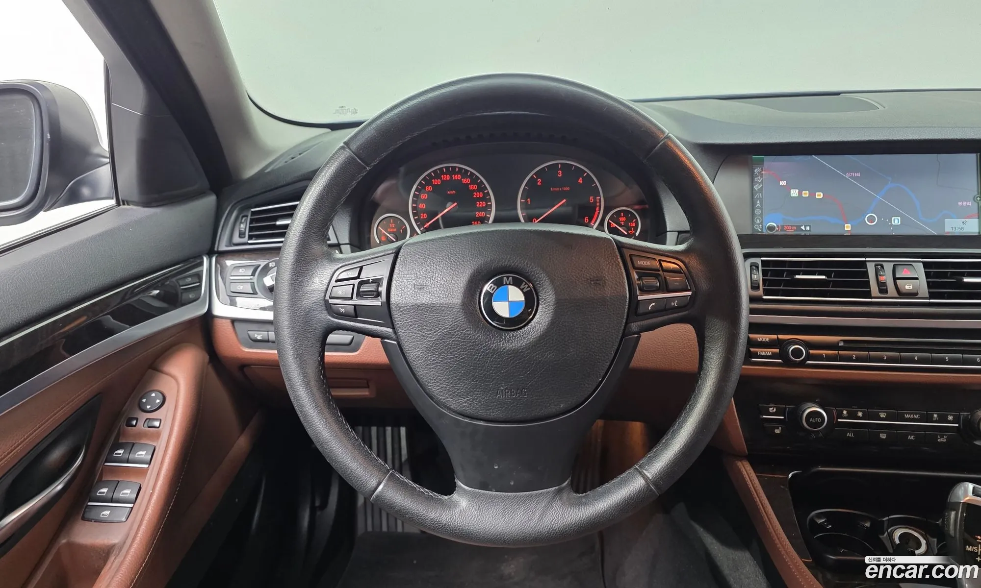 BMW 5 Series 2012 — 5