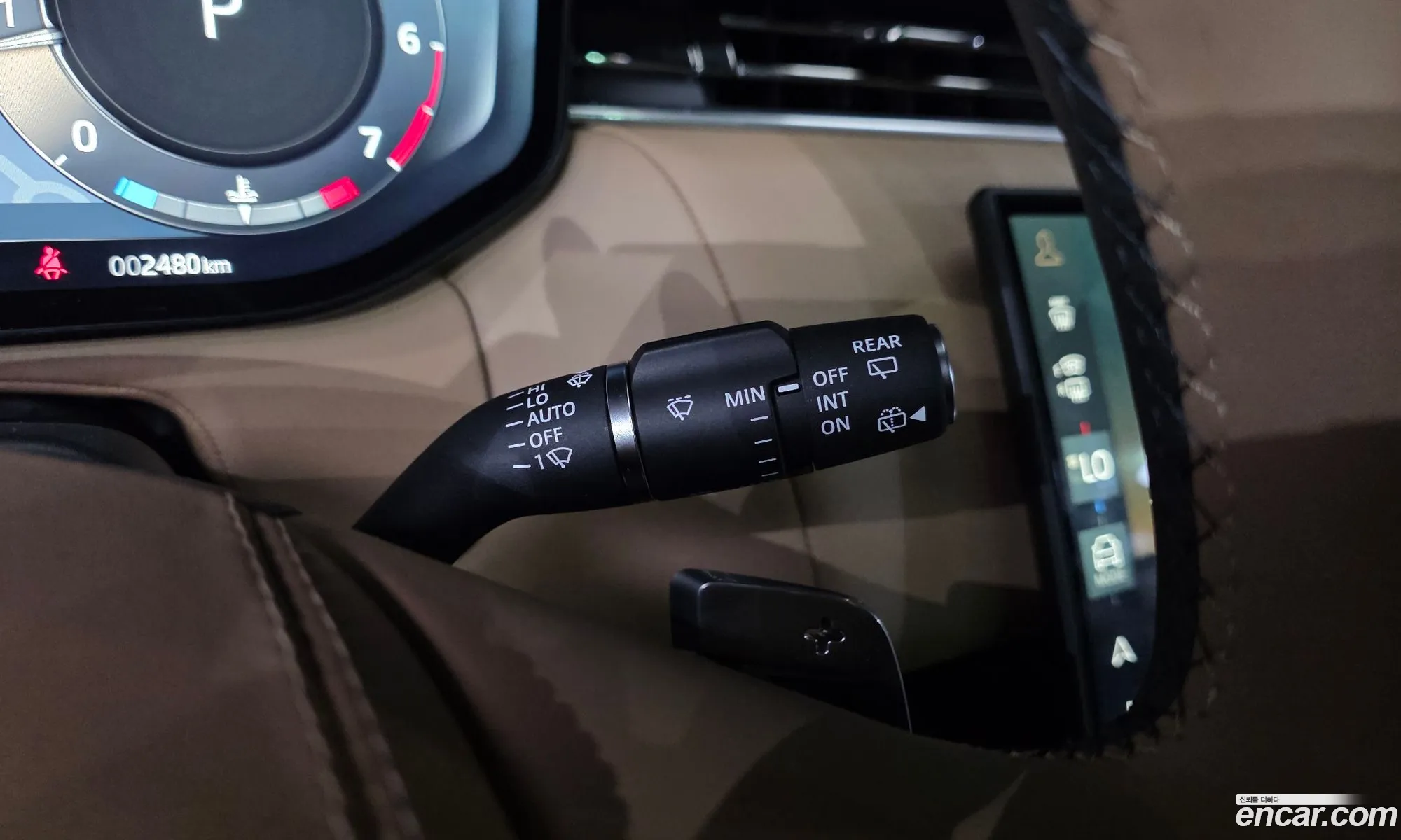 Land Rover Range Rover Sport 2025 — 28