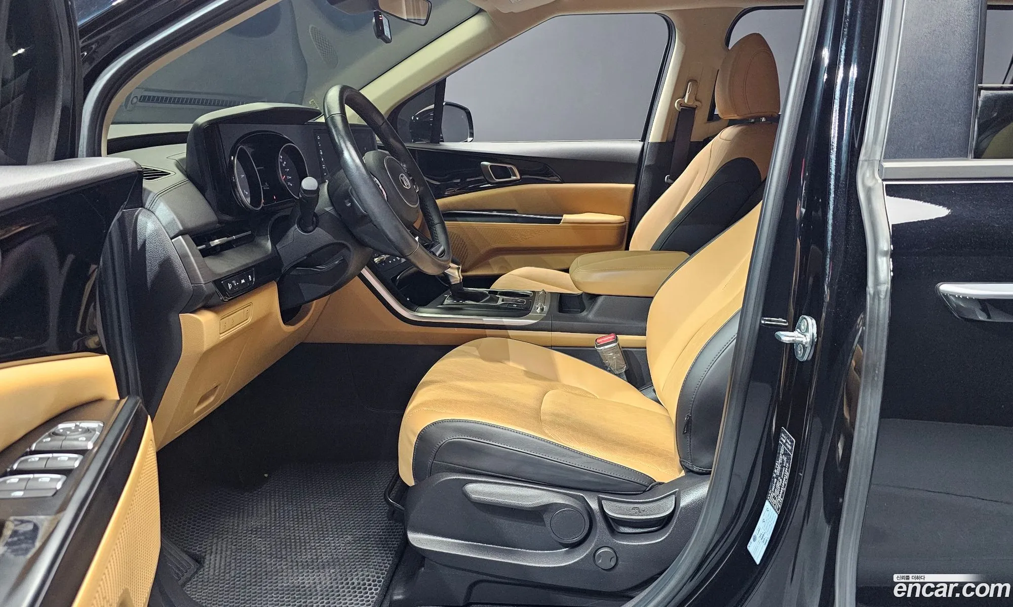 Kia Carnival 2021 KNANB81BBMS118610 — 2