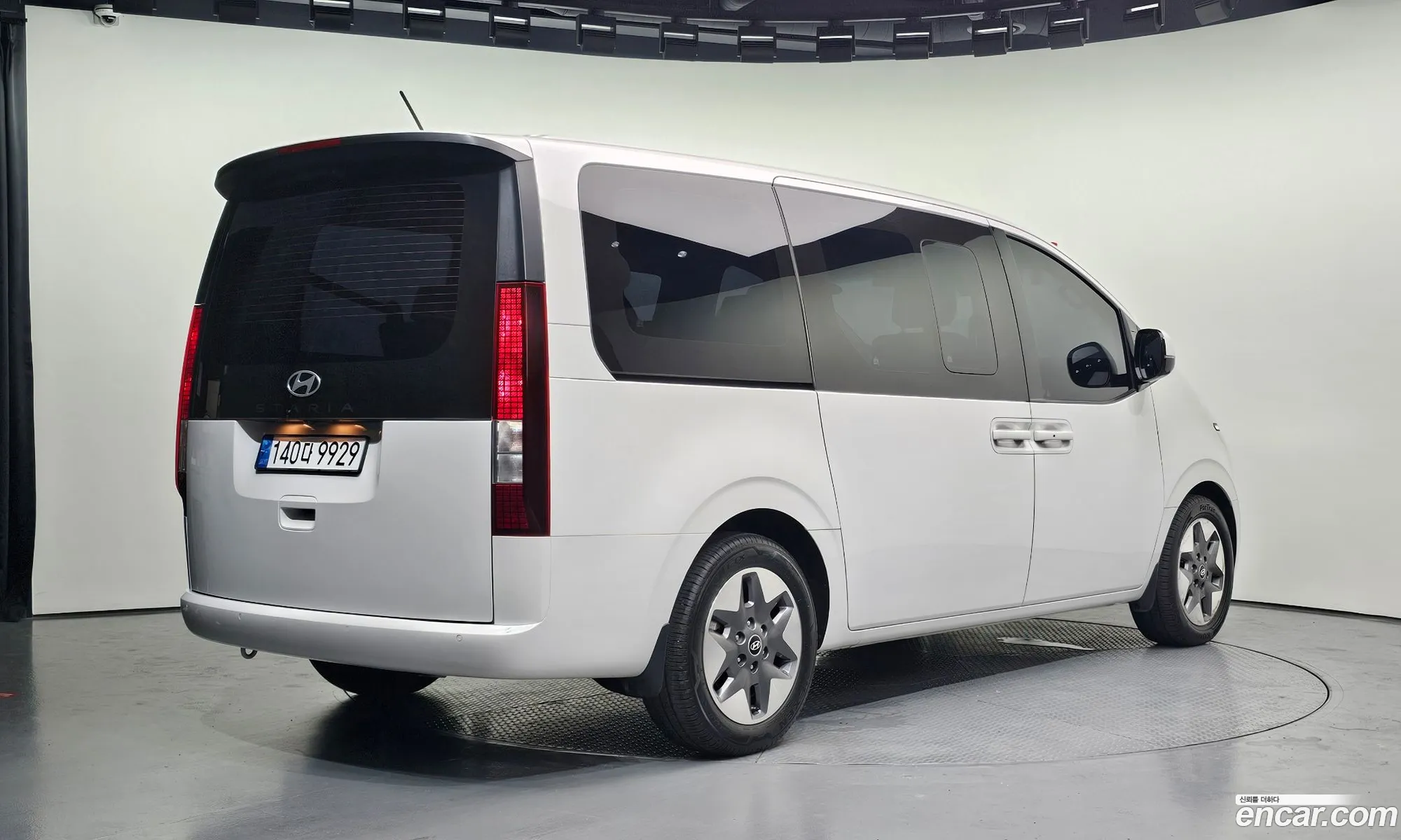 Hyundai Staria 2024 KMHYA811BSU189512 — 14