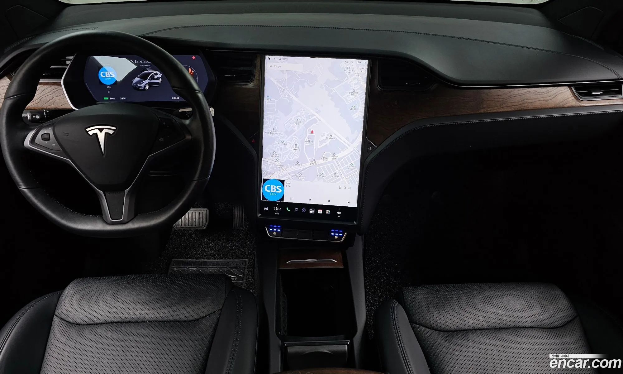 Tesla Model X 2020 — 24