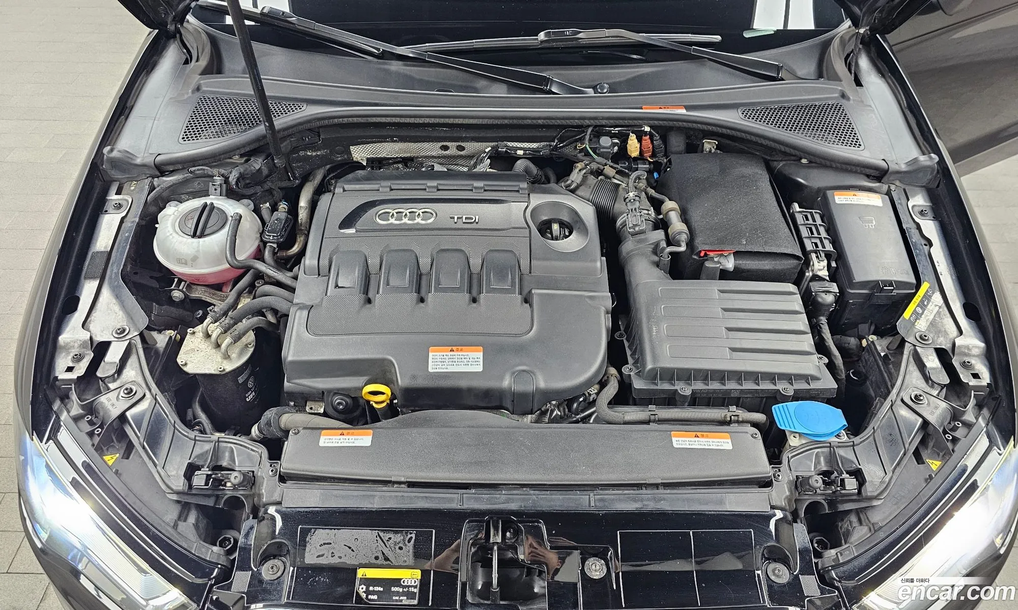 Audi A3 2015 WAUZZZ8V3FA156552 — 3