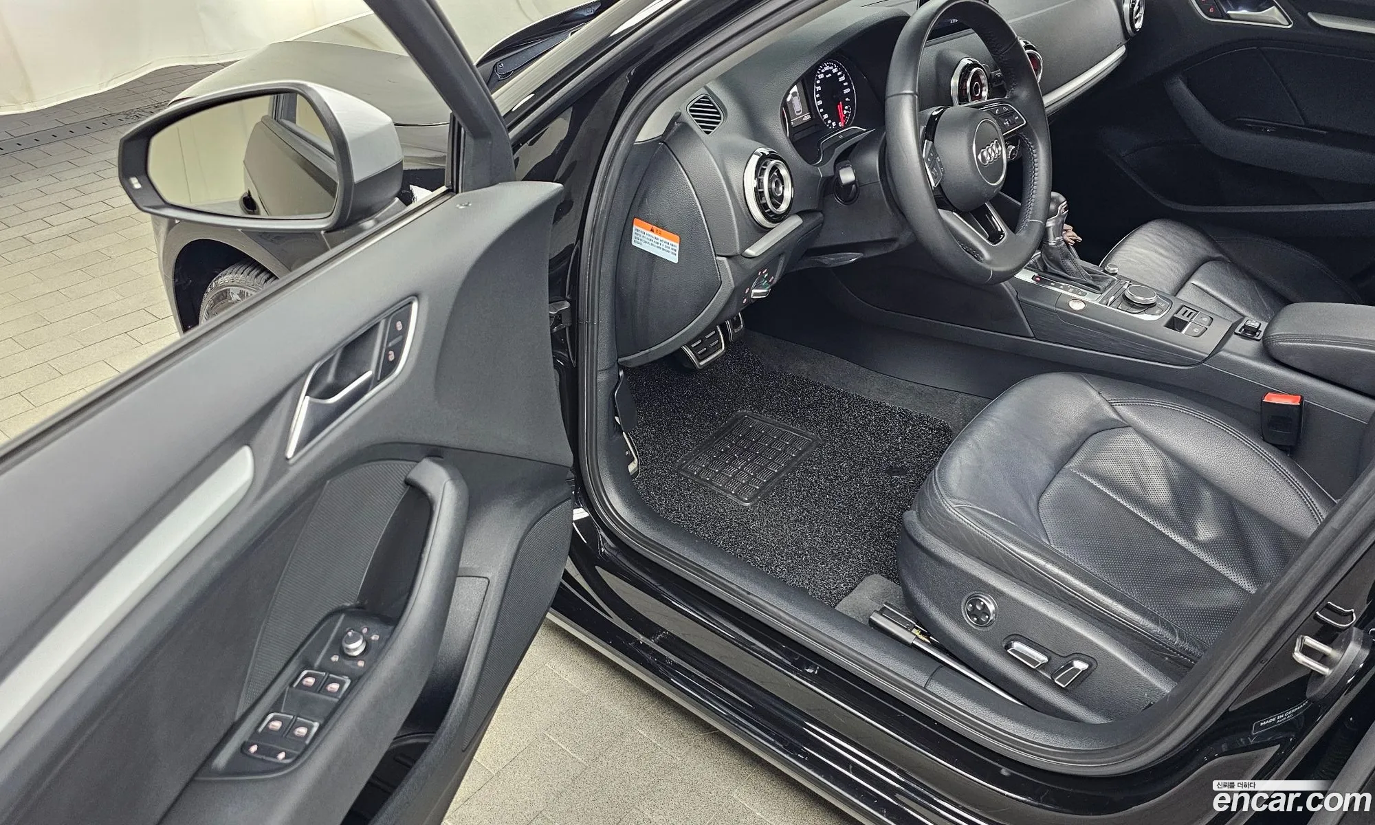 Audi A3 2015 WAUZZZ8V3FA156552 — 24