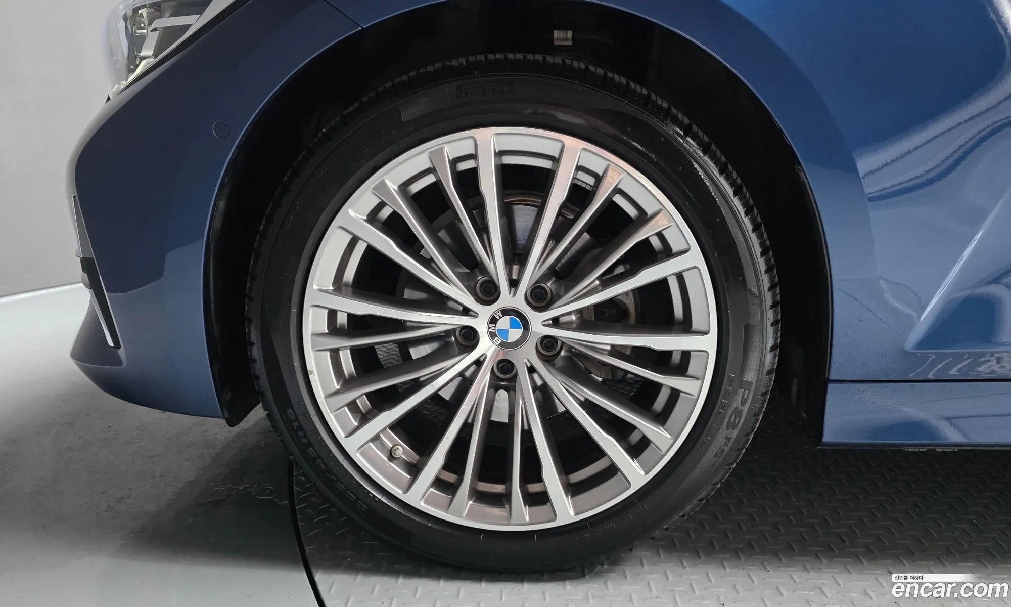 BMW 3 Series 2021 — 12