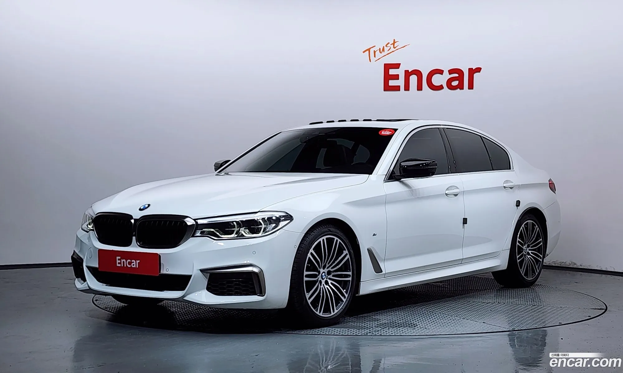 BMW 5 Series 2019 WBAJF310111111111 — 2