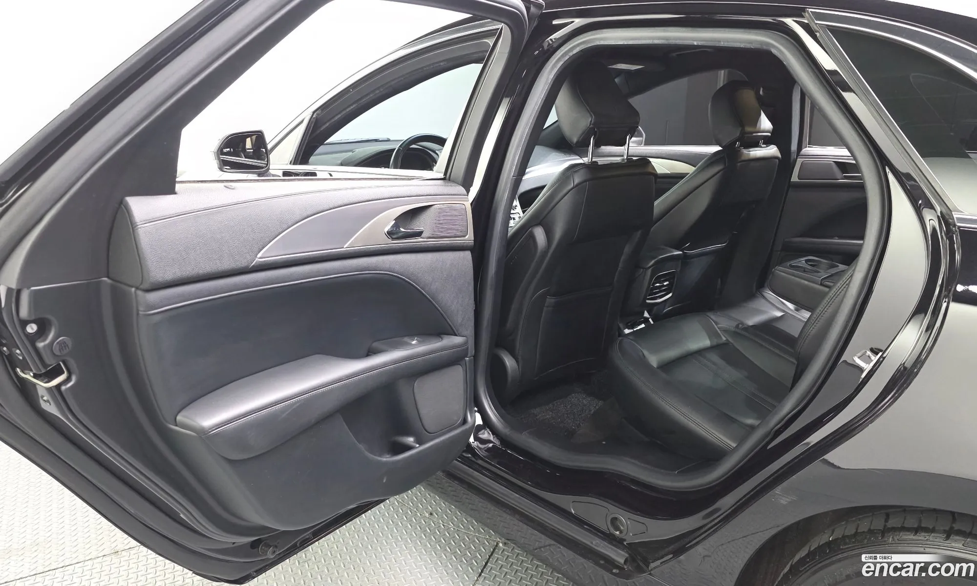 Lincoln MKZ 2020 3LN6L5KU1LR606700 — 22